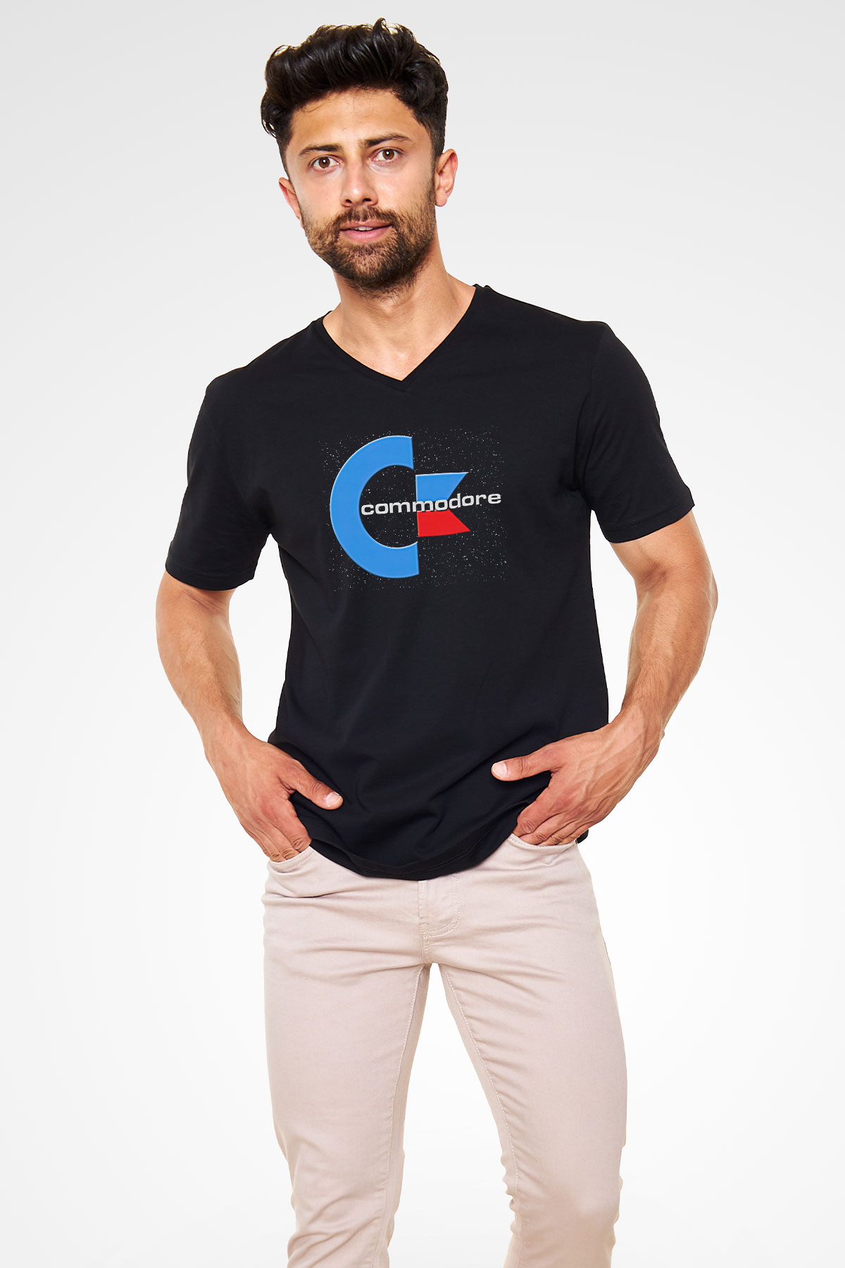 Commodore 64 Baskılı Unisex Siyah V Yaka Tişört - Tshirt