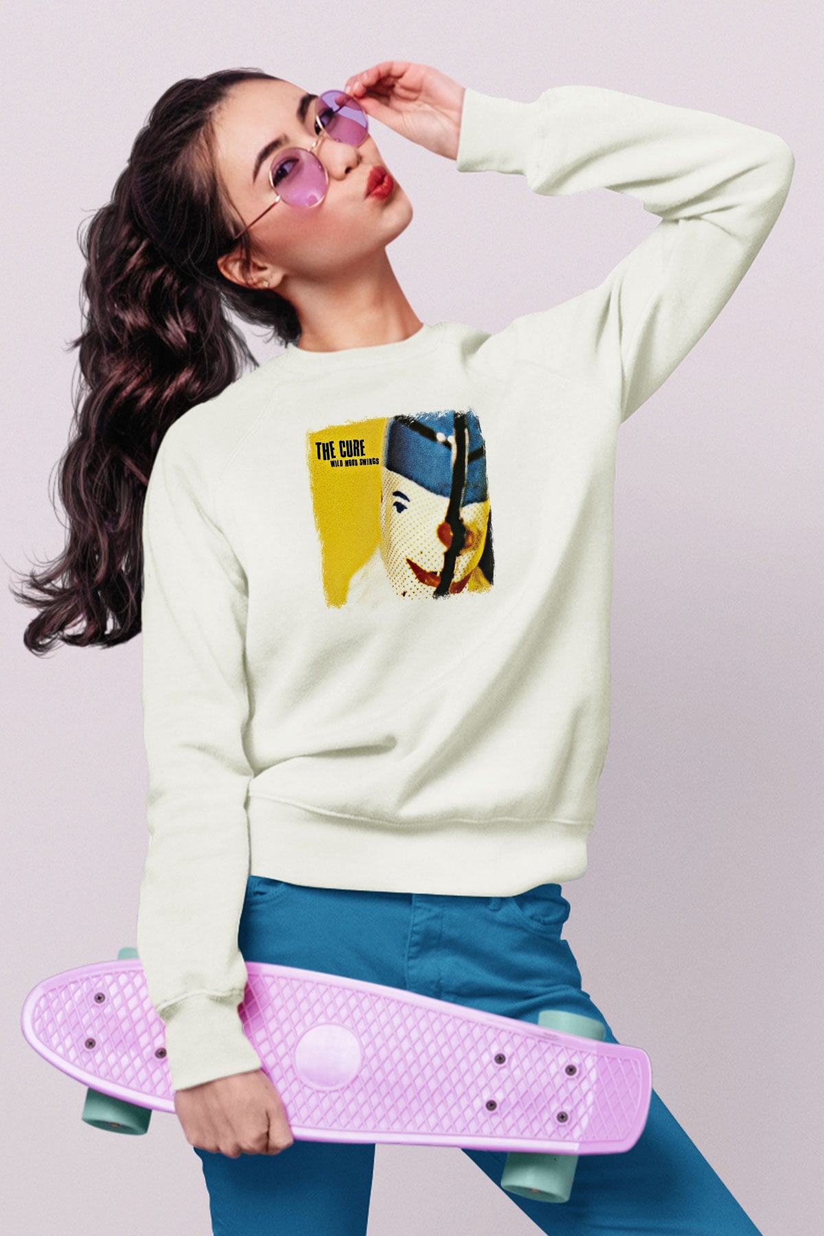 Cure Baskılı Unisex Beyaz Sweatshirt