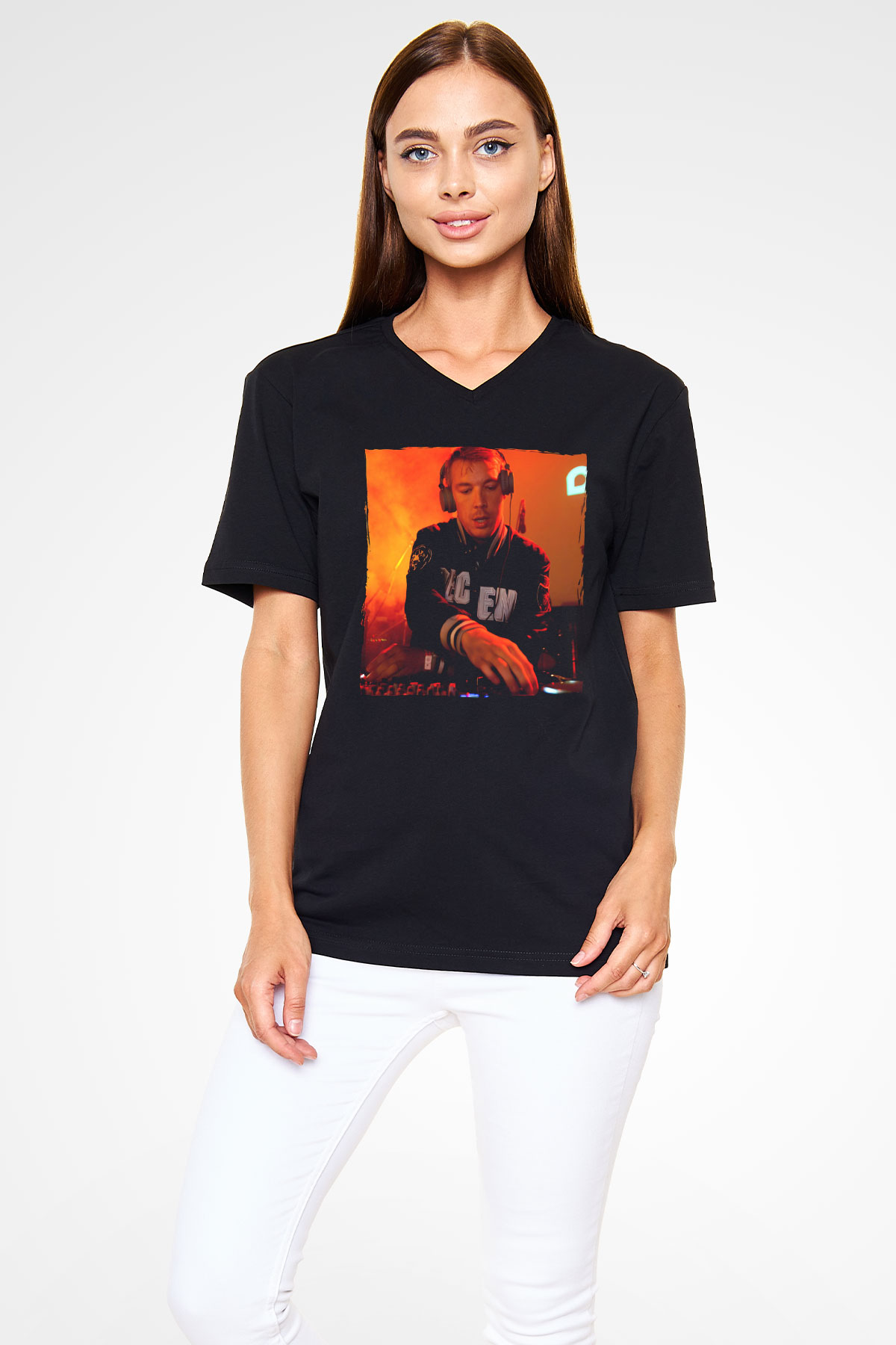 Diplo Siyah Unisex V Yaka Tişört