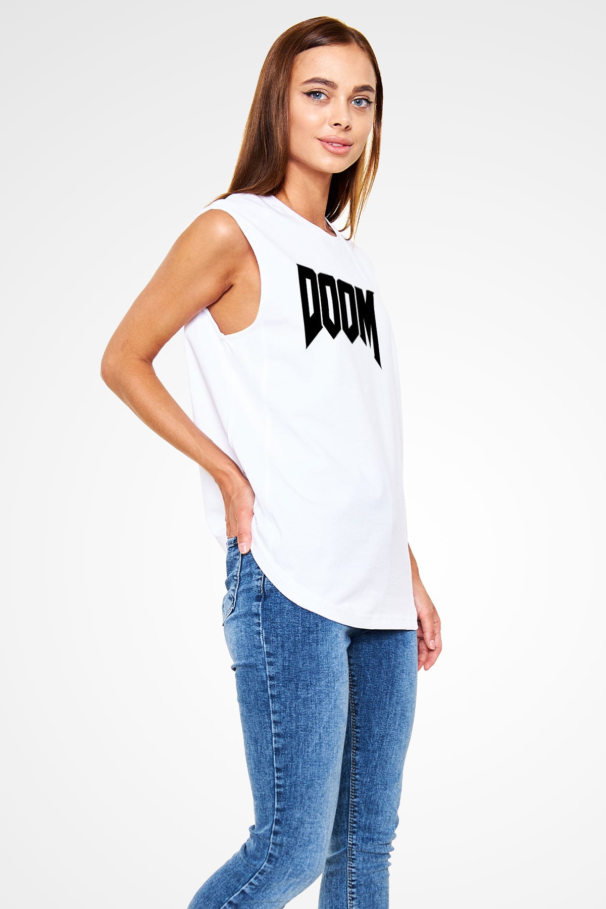 Doom Beyaz Unisex Kolsuz Tişört
