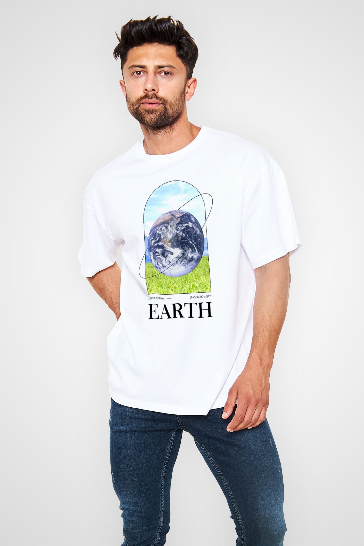 Dünya Baskılı Unisex Oversize Beyaz Tişört - Tshirt