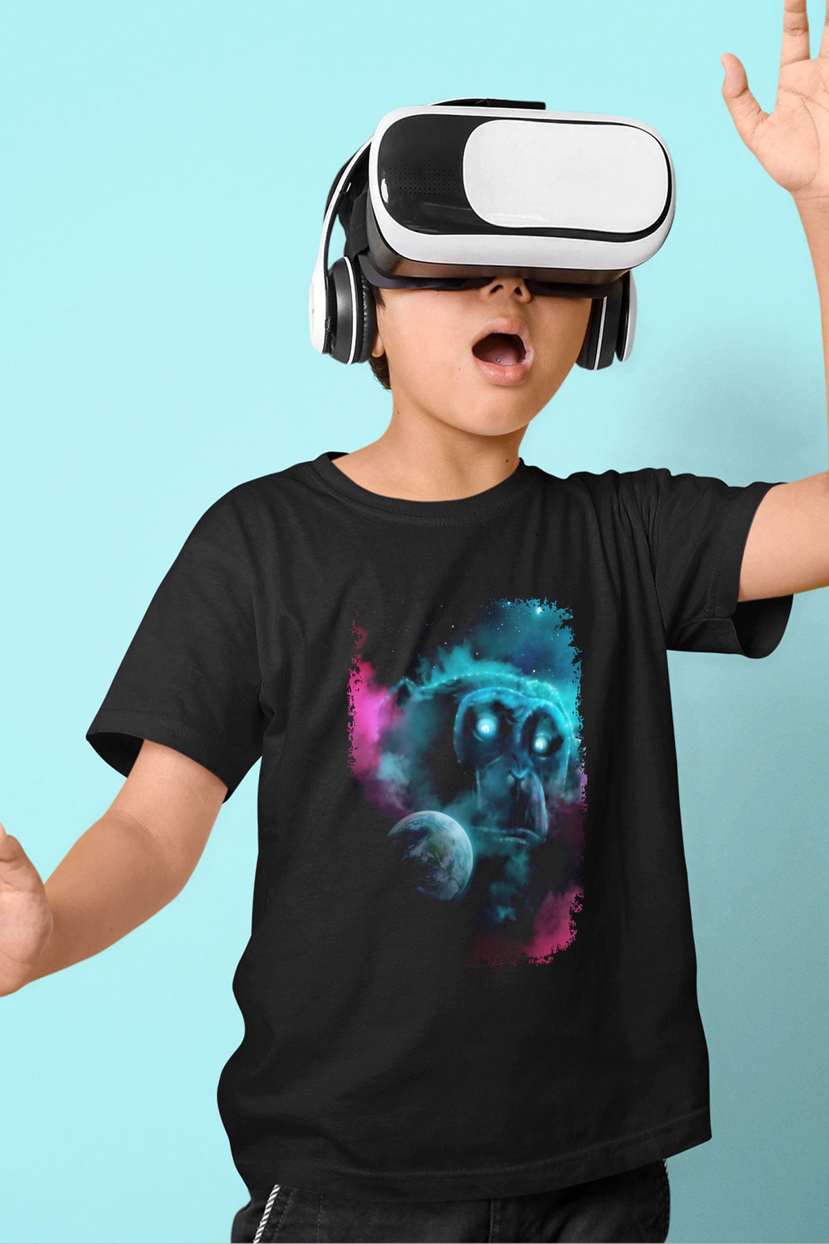 Dünya Maymun Baskılı Unisex Siyah Çocuk Tişörtü - Tshirt