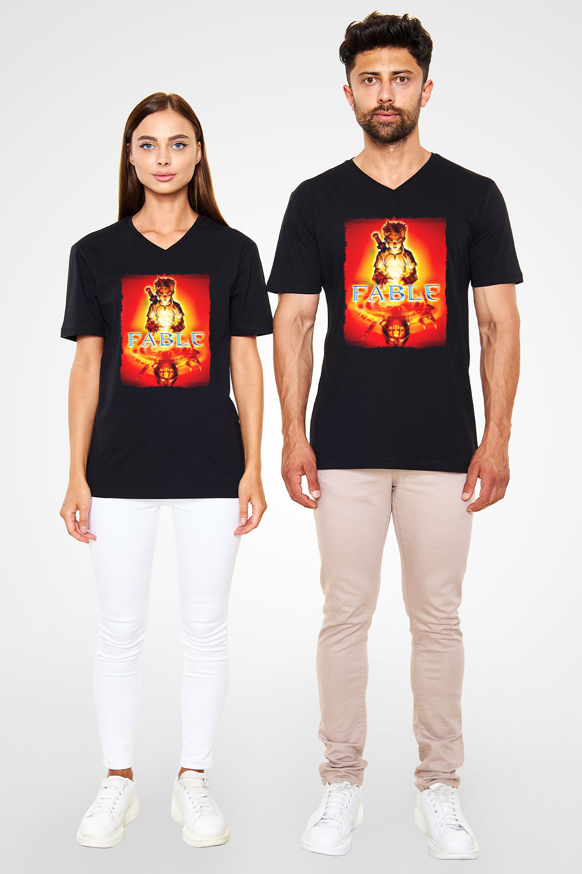 Fable Siyah Unisex V Yaka Tişört