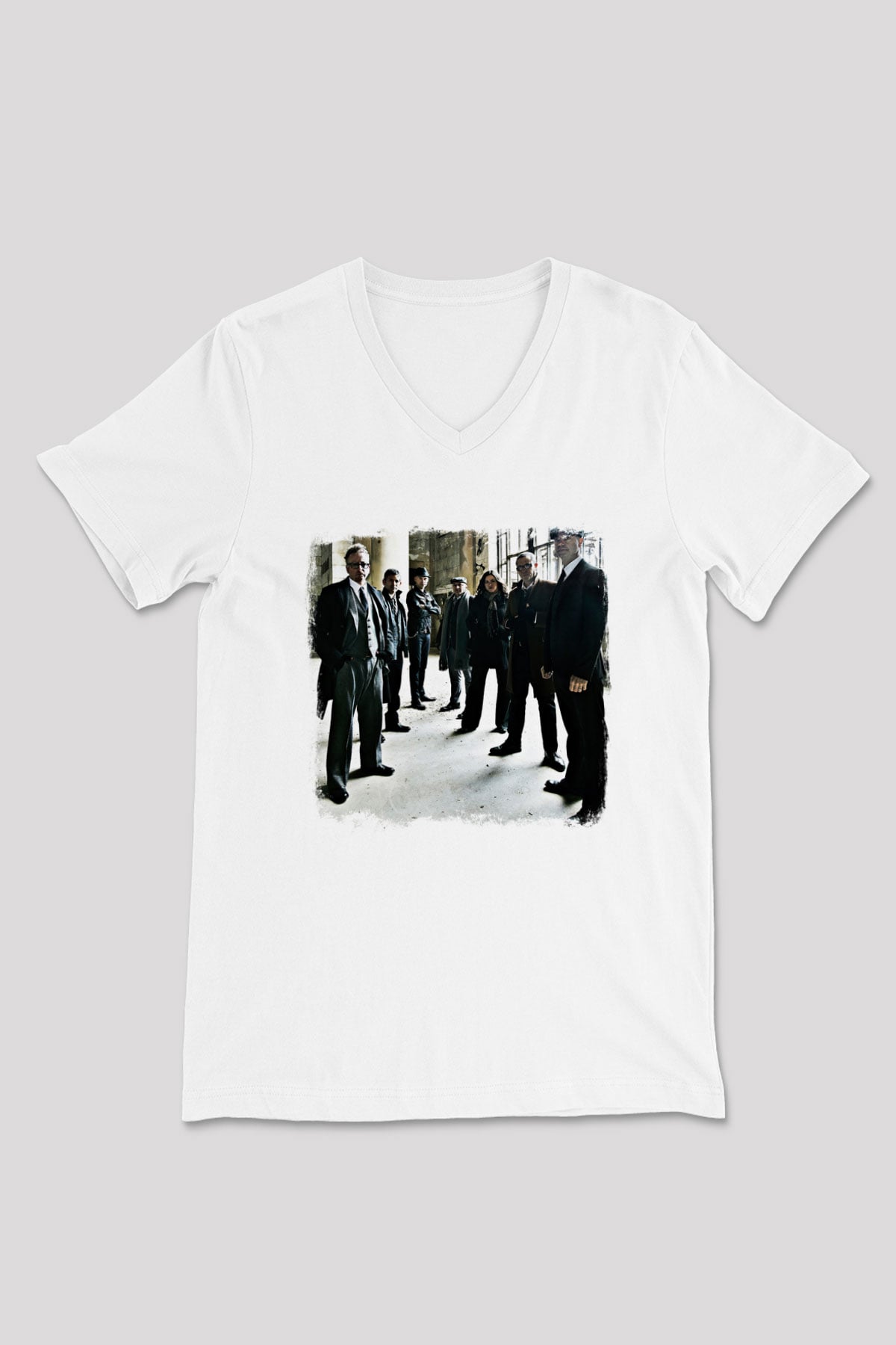 Flogging Molly Baskılı Unisex Beyaz V Yaka Tişört