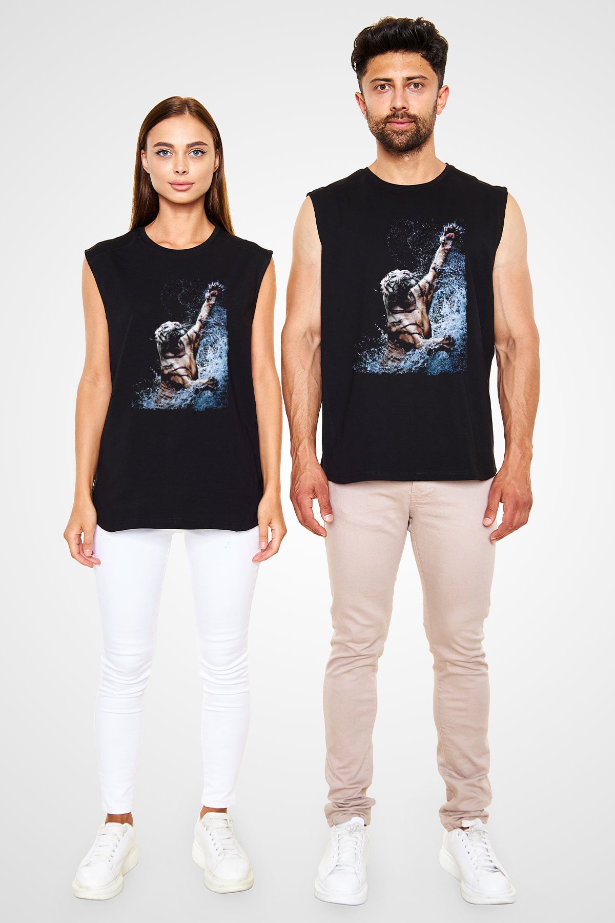 Kaplan Siyah Unisex Kolsuz Tişört