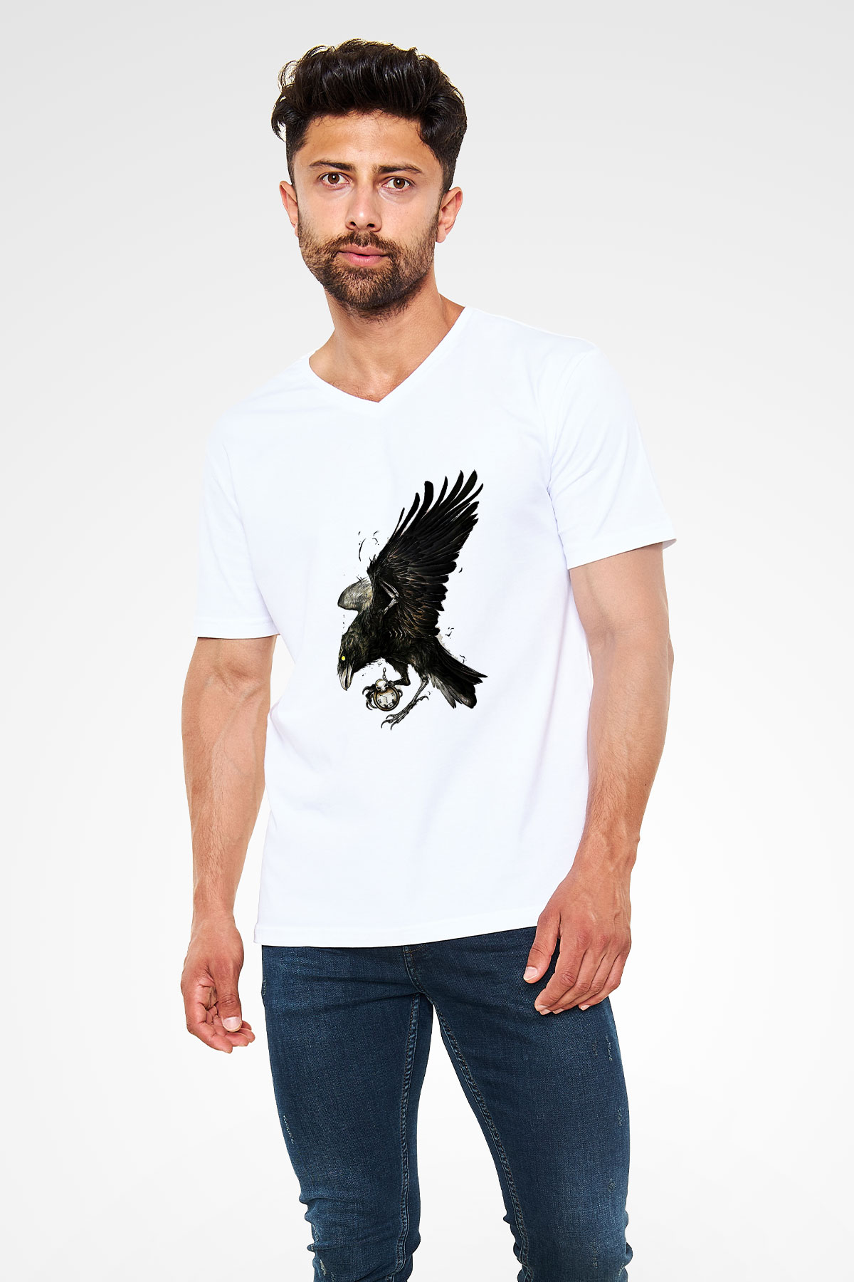 Karga Baskılı Beyaz Unisex V Yaka Tişört - Tshirt