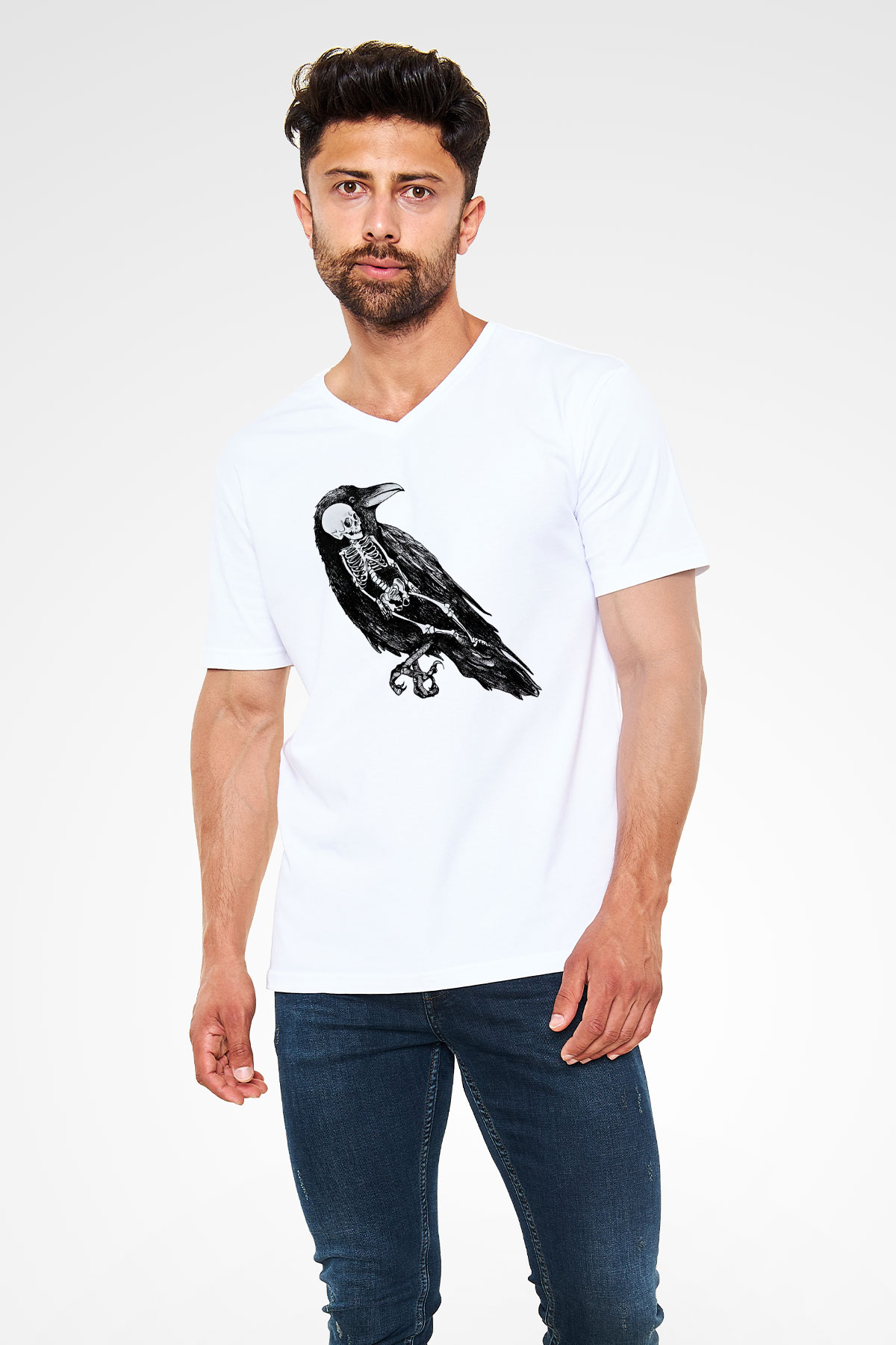 Karga Baskılı Beyaz Unisex V Yaka Tişört - Tshirt