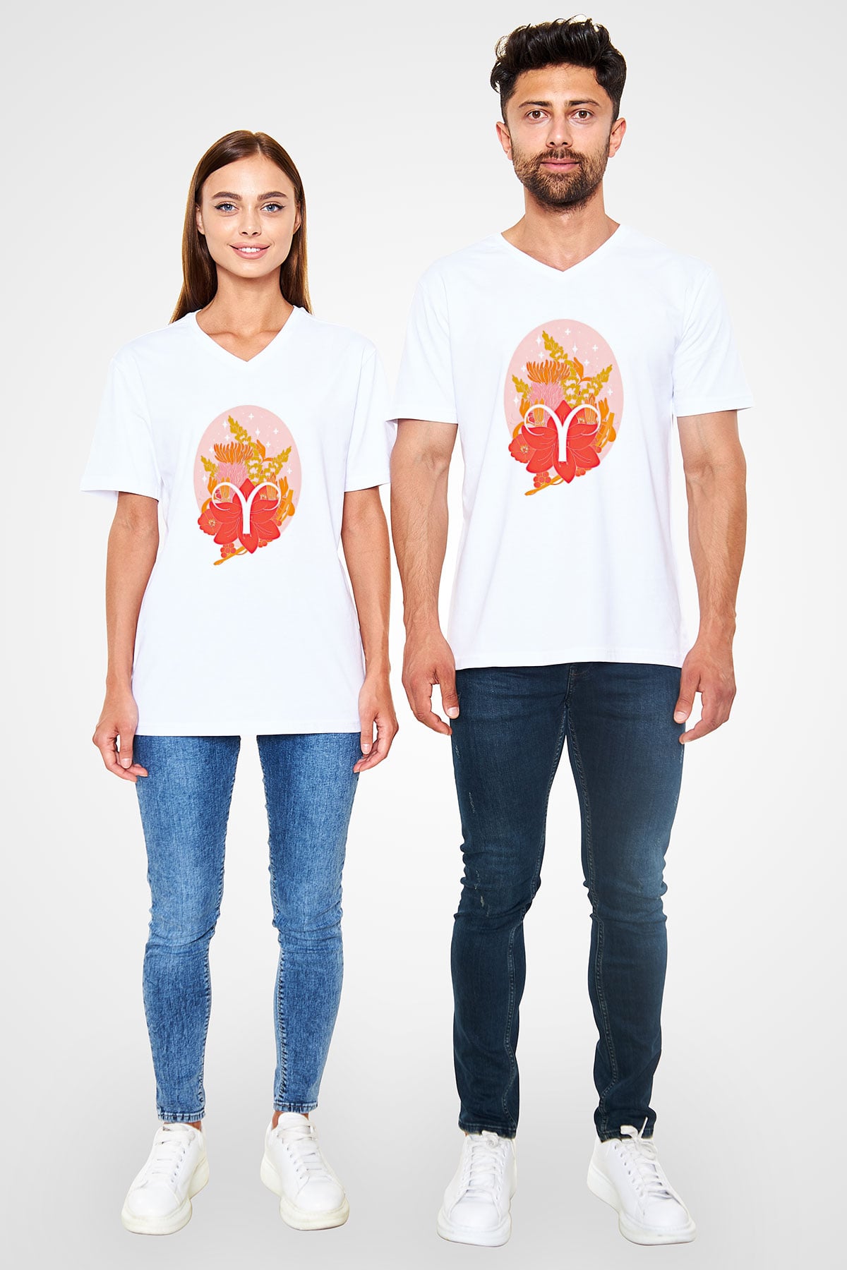 Koç Burcu Baskılı Beyaz Unisex V Yaka Tişört - Tshirt