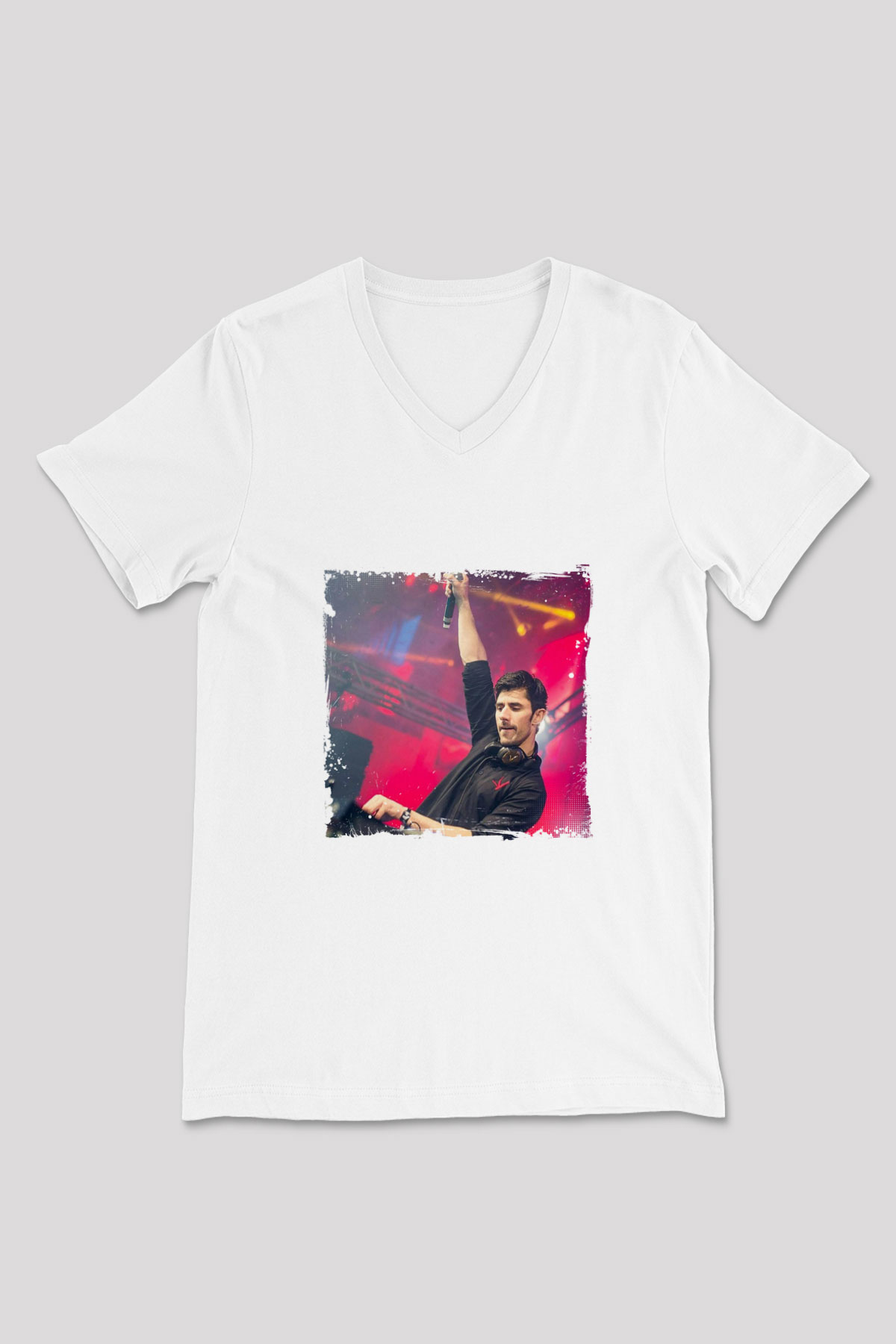 KSHMR Baskılı Beyaz V Yaka Unisex Tişört
