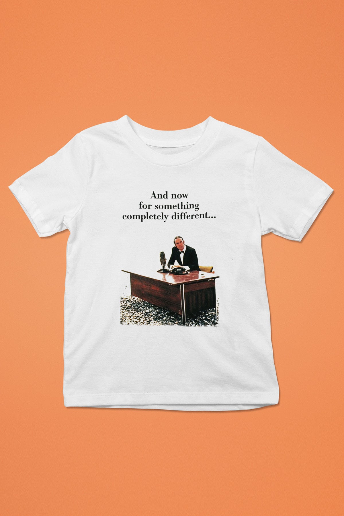 Monty Python's Flying Circus Baskılı Beyaz Unisex Çocuk Tişört