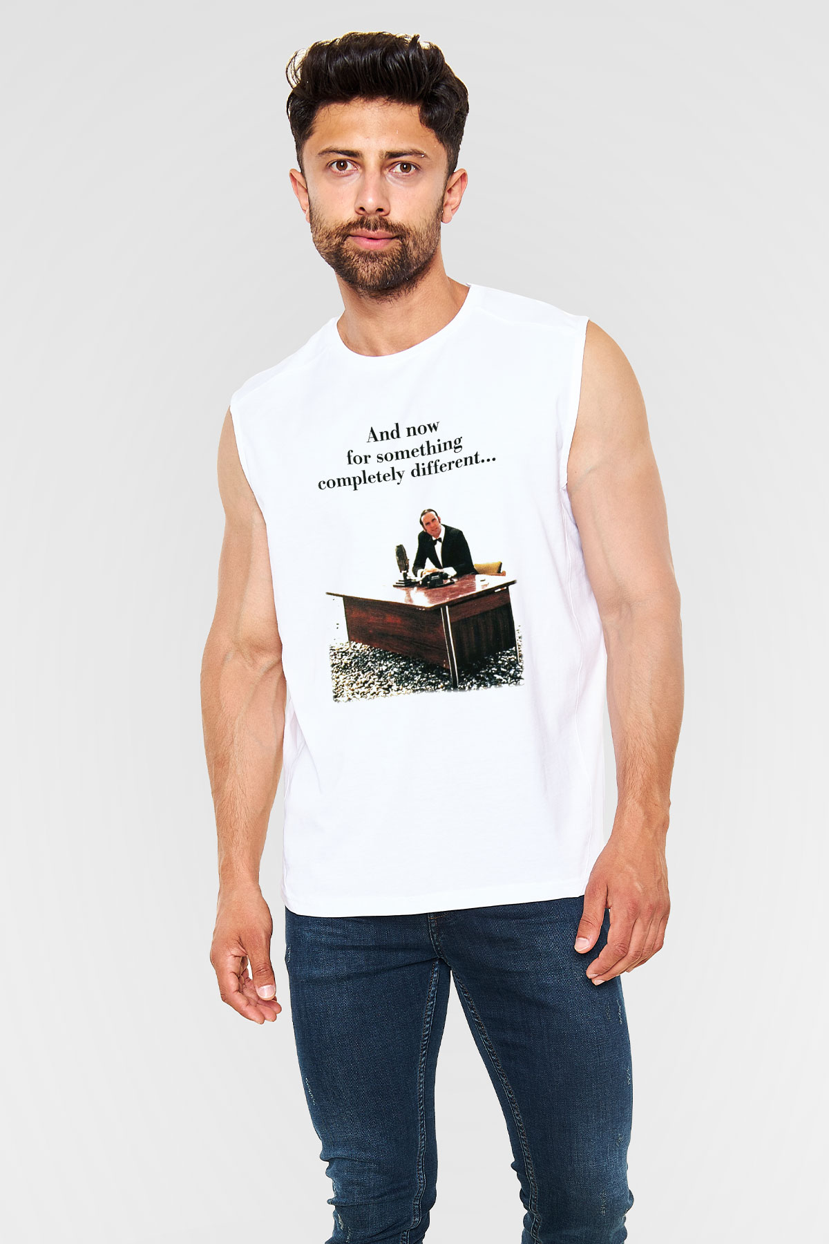 Monty Python's Flying Circus Beyaz Unisex Kolsuz Tişört