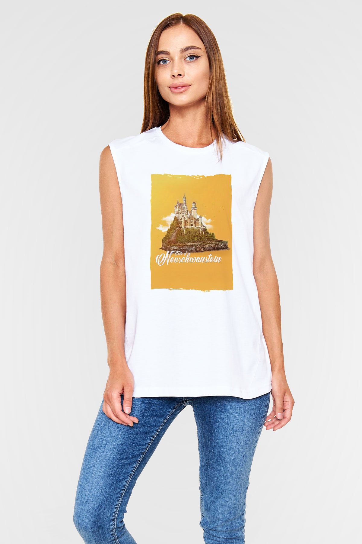 Neuschwanstein Şatosu Beyaz Unisex Kolsuz Tişört