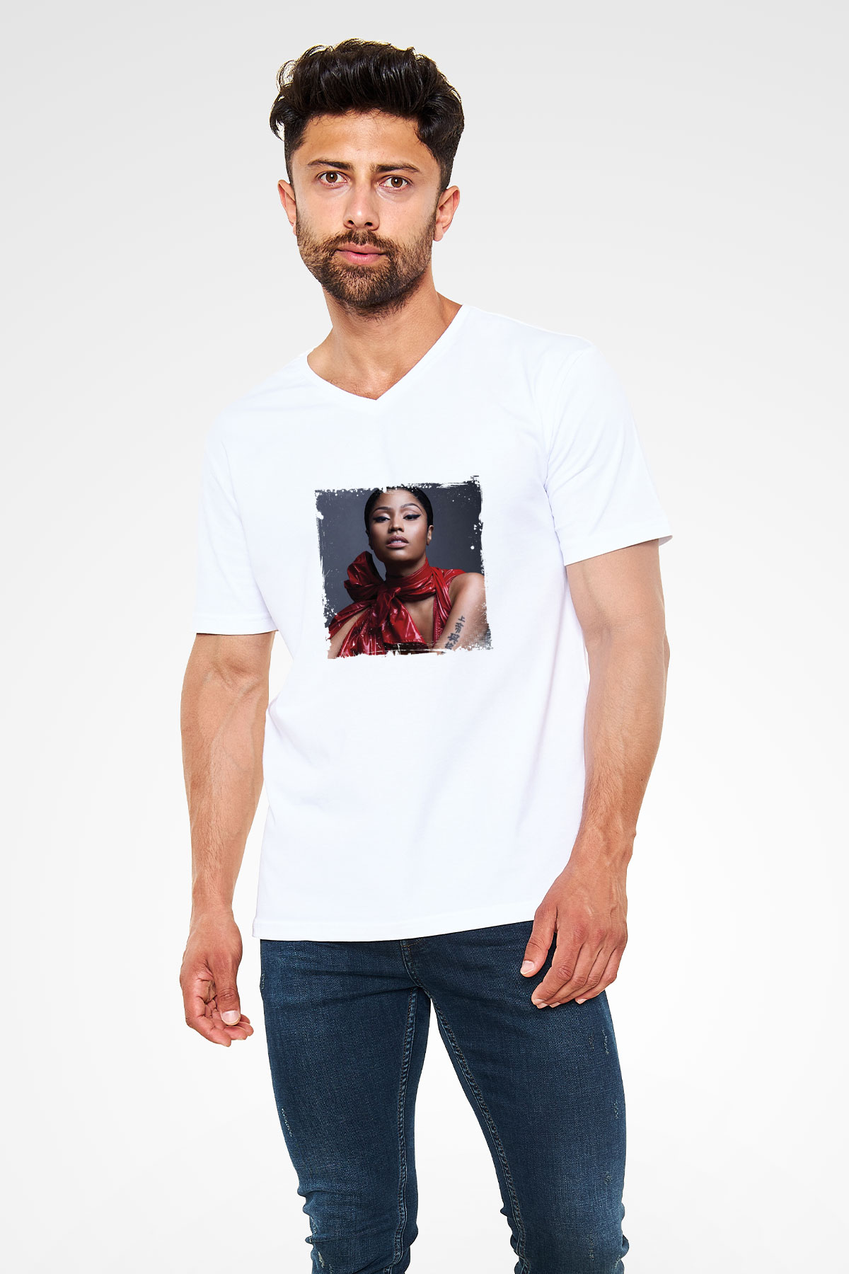 Nicki Minaj Baskılı Beyaz V Yaka Unisex Tişört