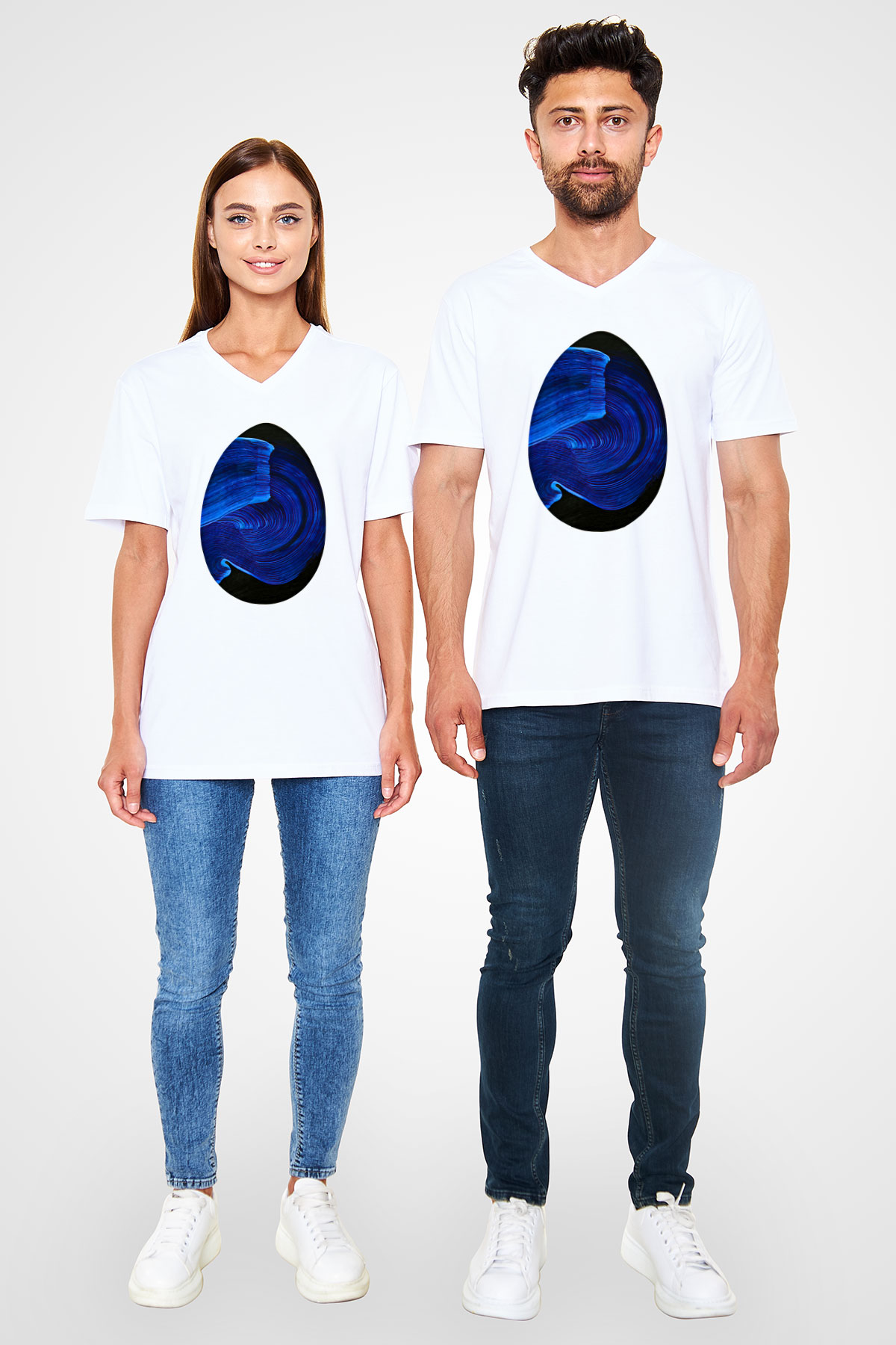 Paskalya Baskılı Beyaz Unisex V Yaka Tişört - Tshirt