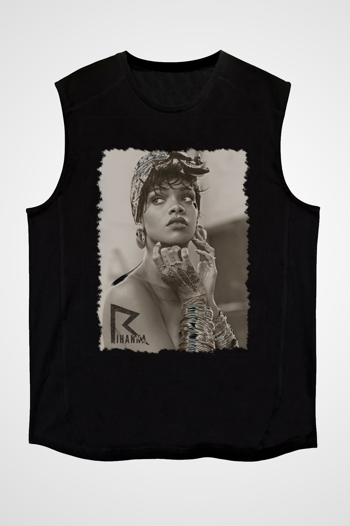 Rihanna Siyah Unisex Kolsuz Tişört