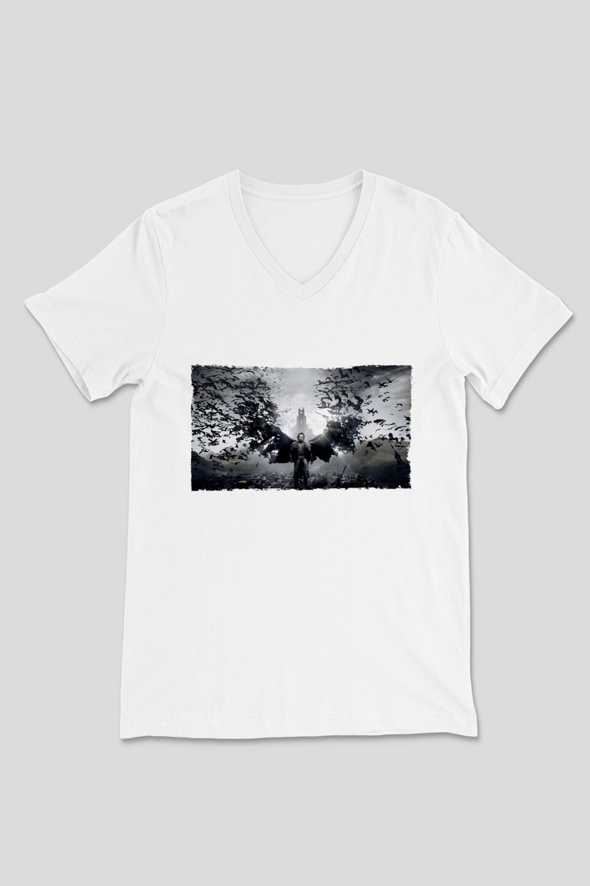 Unisex Dracula Untold Baskılı Beyaz V Yaka Tshirt