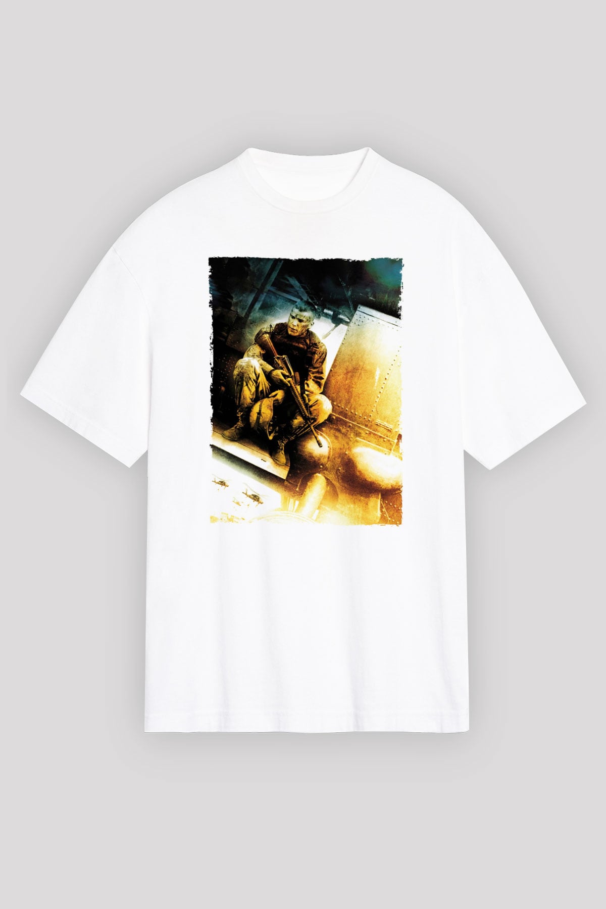 Unisex Kara Şahin Düştü - Black Hawk Down Baskılı Beyaz Oversize Tişört