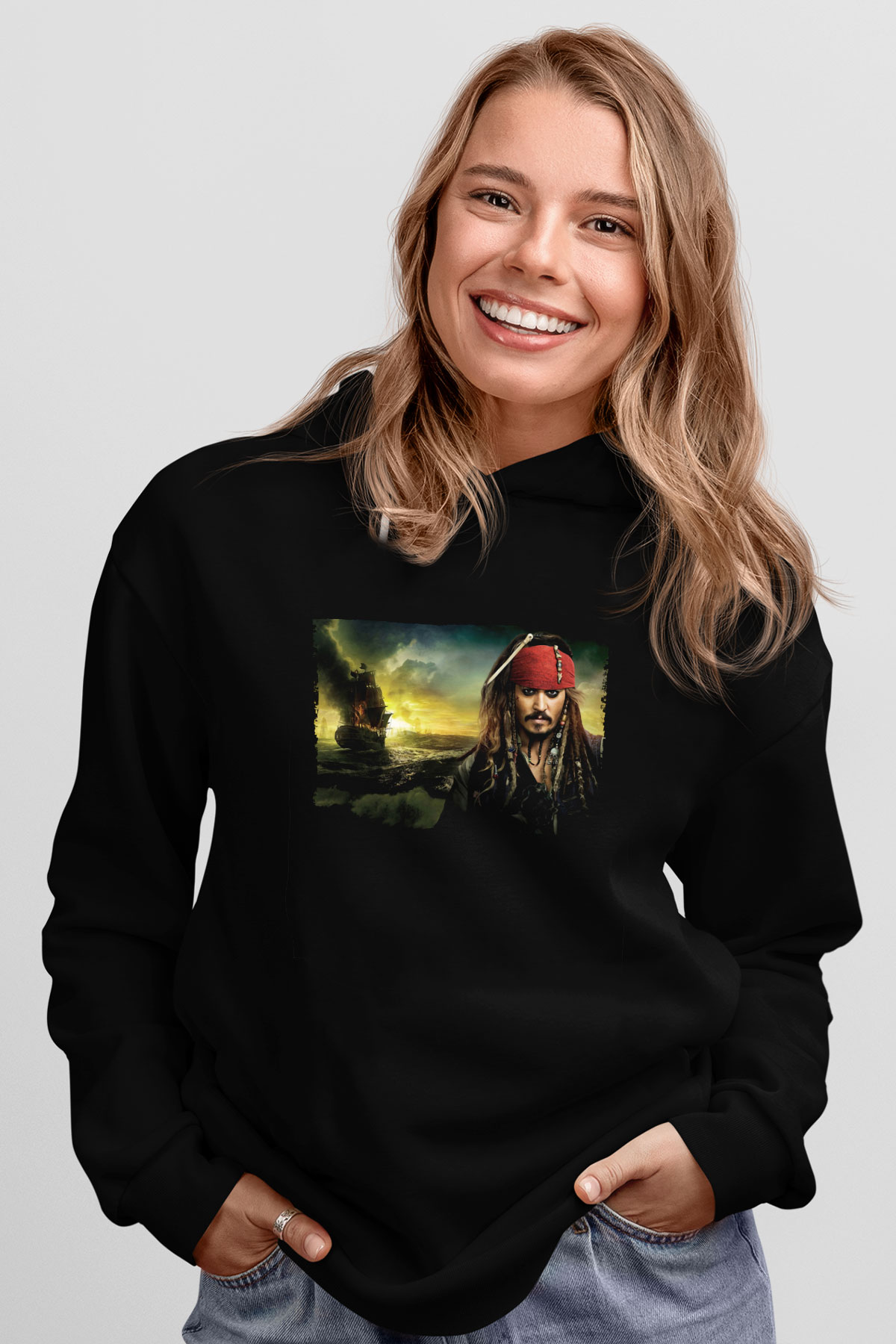 Unisex Karayip Korsanları Gizemli Denizlerde (Pirates of the Caribbean On Stranger Tides) Baskılı Siyah Kapüşonlu Sweatshirt