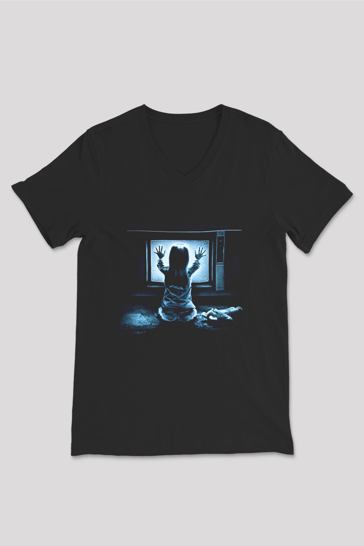 Unisex Kötü Ruh (Poltergeist) Baskılı Siyah V Yaka T-shirt
