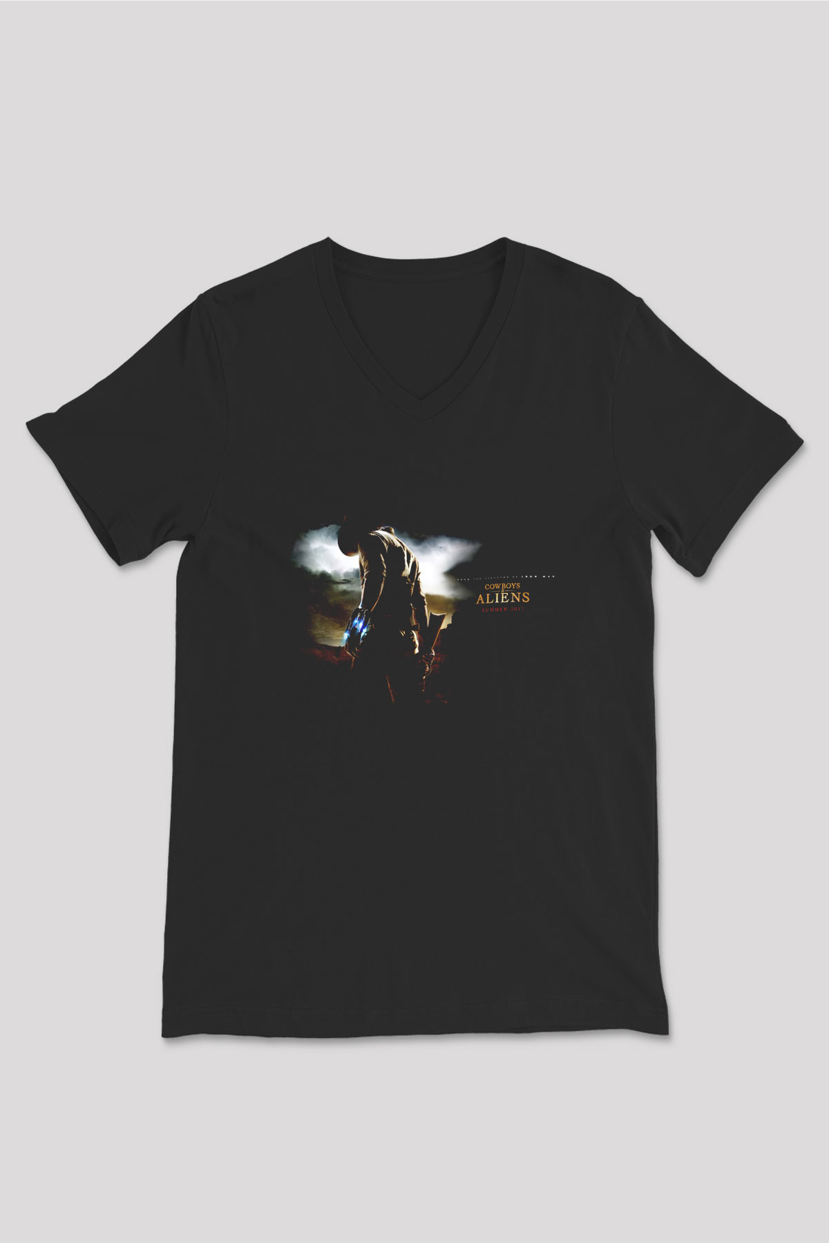 Unisex Kovboylar ve Uzaylılar (Cowboys & Aliens) Baskılı Siyah V Yaka Tişört