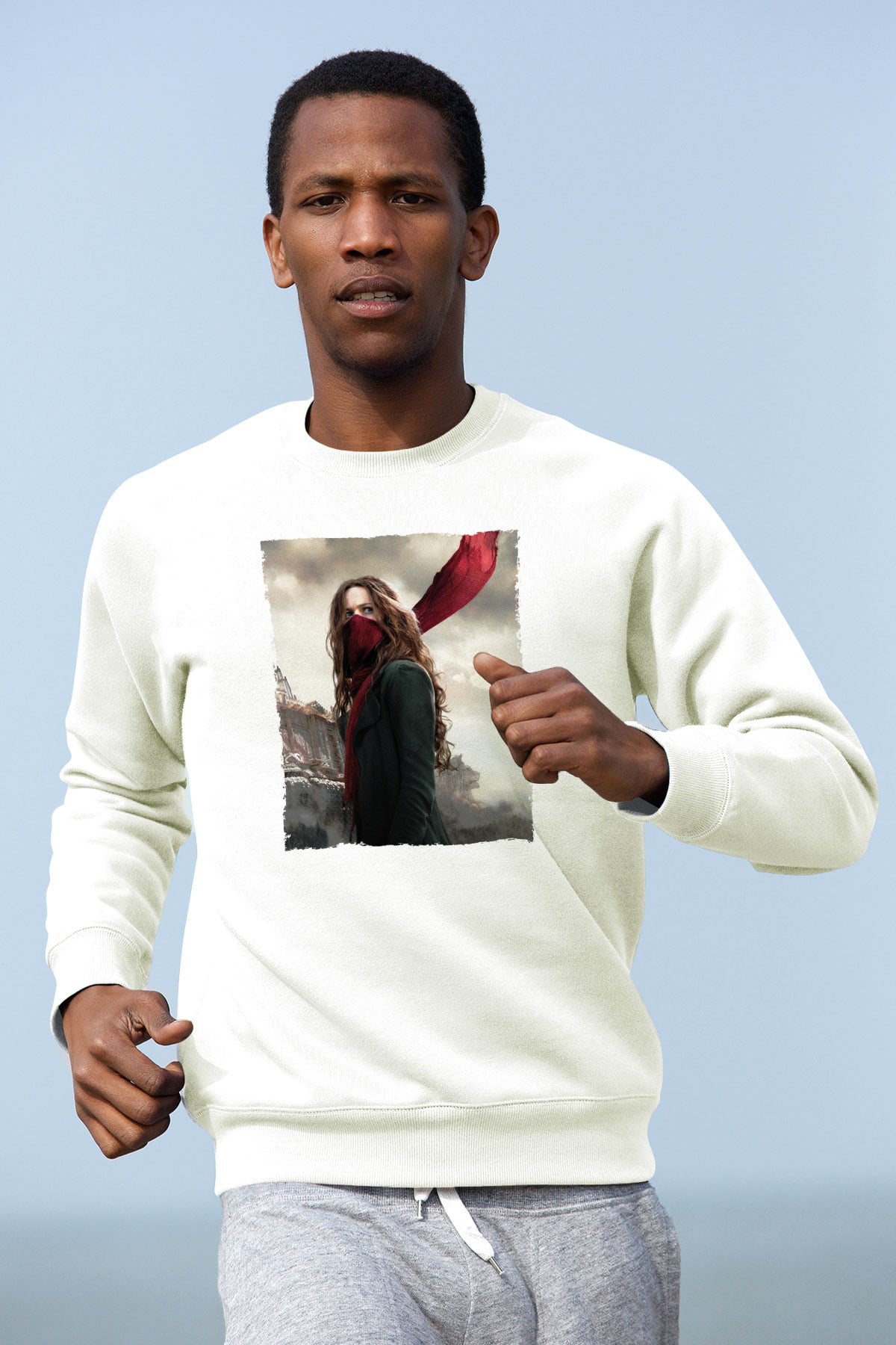 Unisex Ölümcül Makineler (Mortal Engines) Baskılı Beyaz Sweatshirt