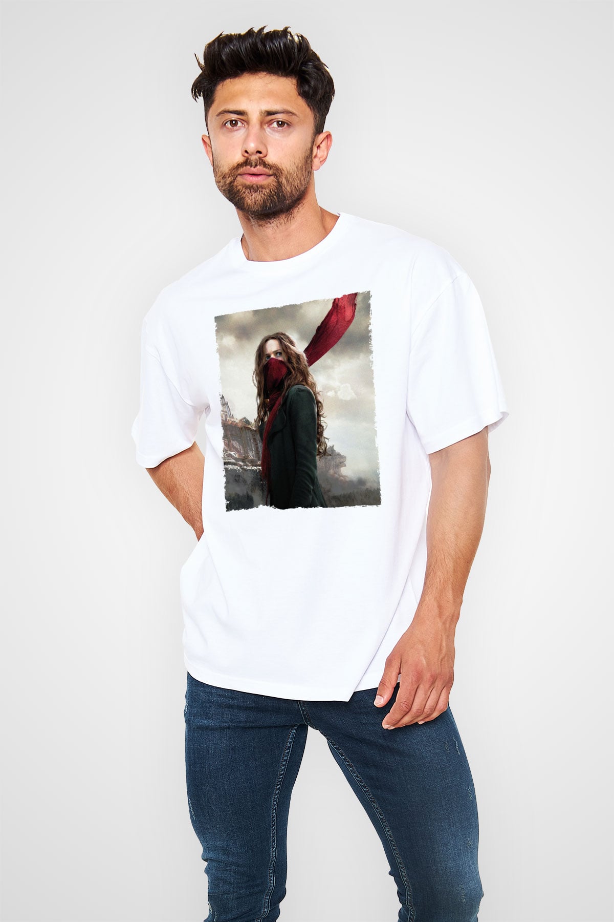 Unisex Ölümcül Makineler (Mortal Engines) Baskılı Beyaz Oversize Tişört
