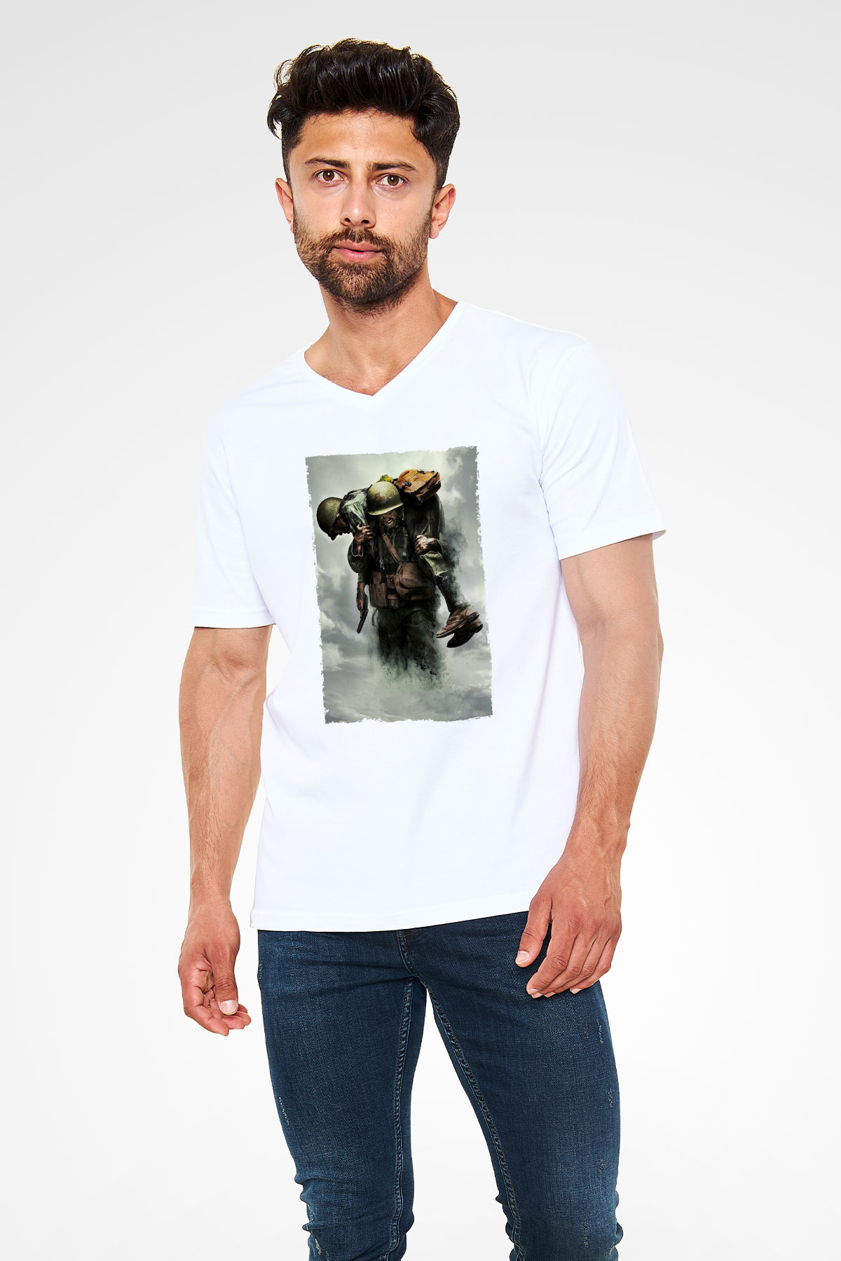 Unisex Savaş Vadisi (Hacksaw Ridge) Baskılı Beyaz V Yaka Tişört