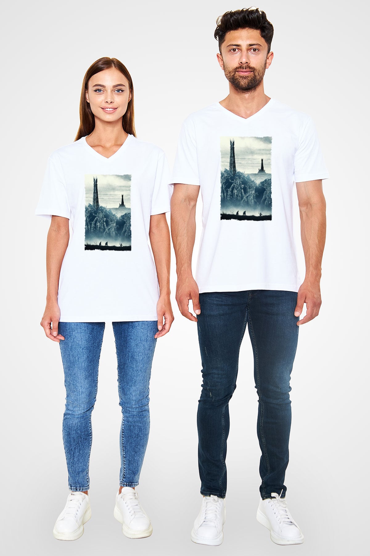 Unisex Yüzüklerin Efendisi İki Kule (The Lord of the Rings The Two Towers) Baskılı Beyaz V Yaka Tshirt