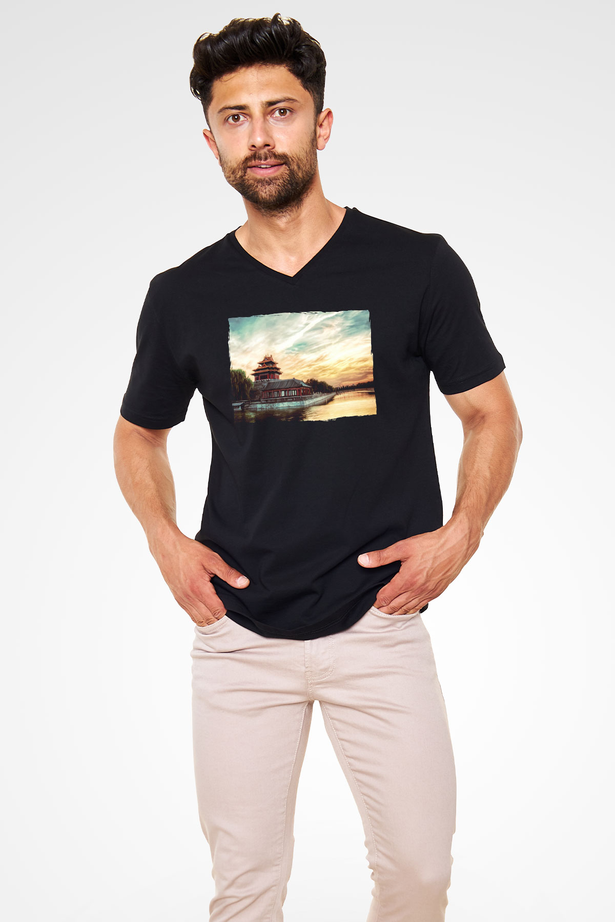 Yasak Şehir Siyah Unisex V Yaka Tişört
