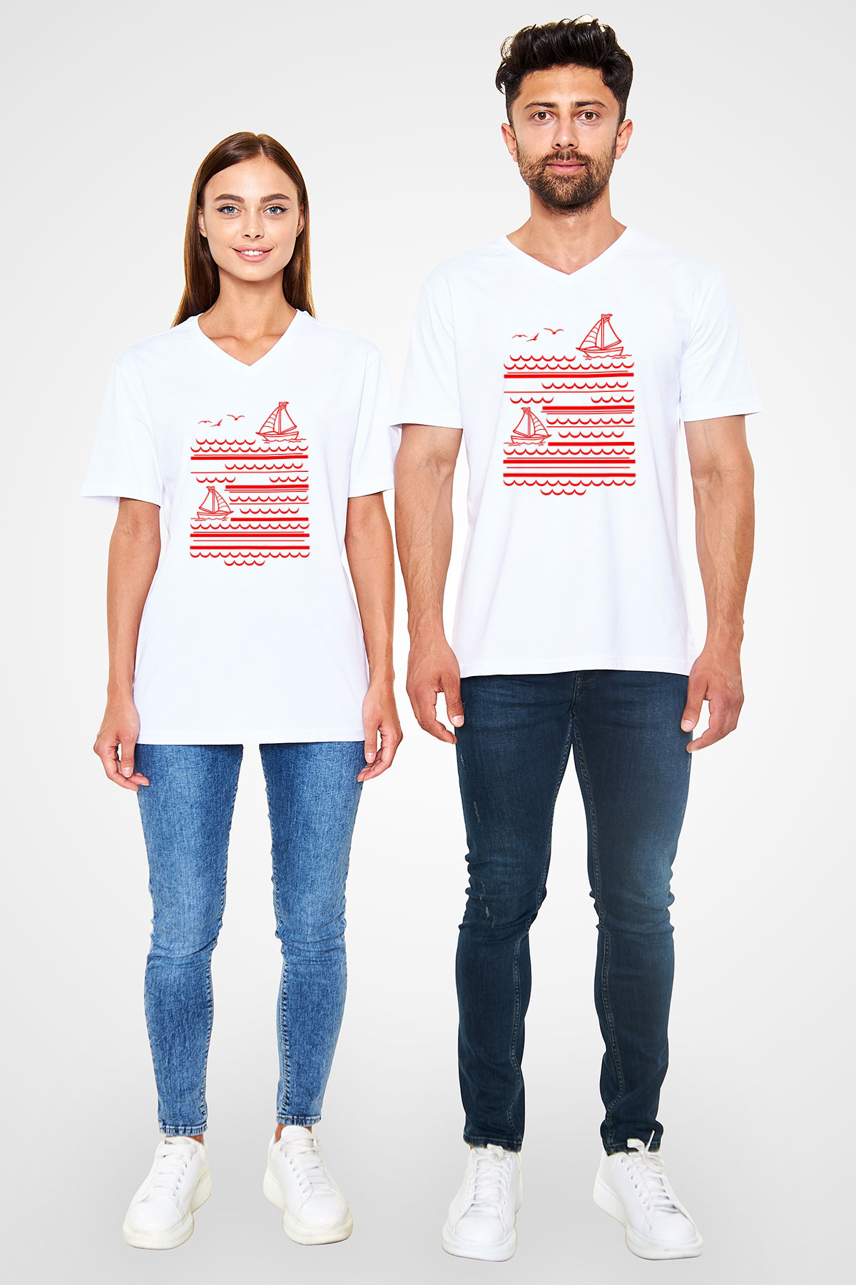 Yelken Baskılı Unisex V Yaka Tişört - Tshirt