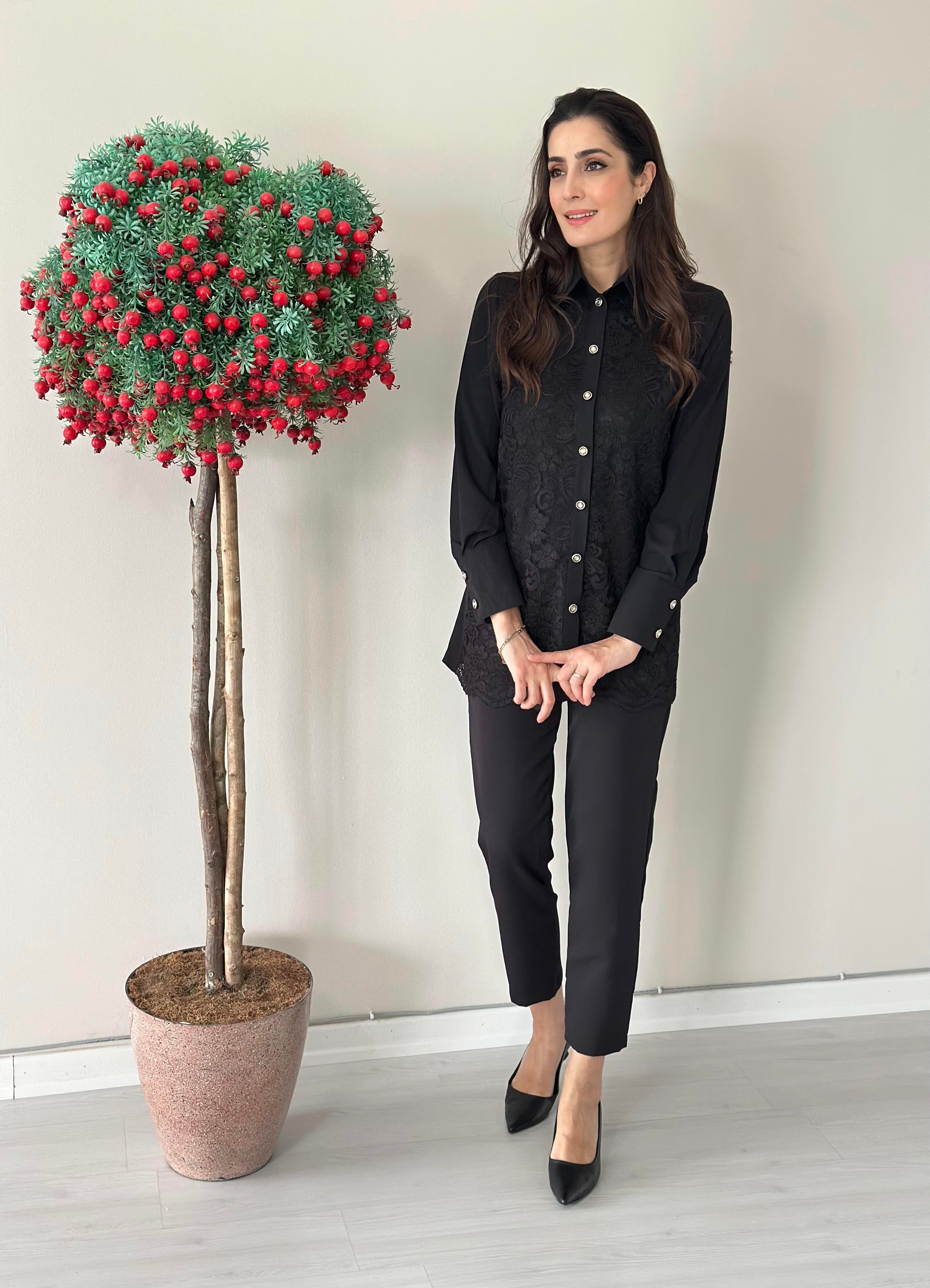 Siyah dantel   Gömlek