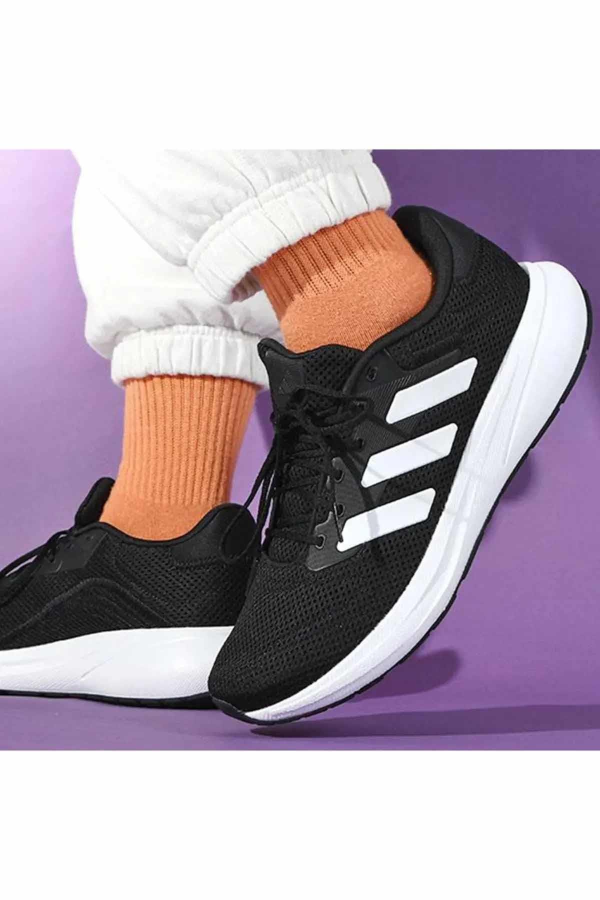 ADIDASYürüyüş KoşuAdidas Erkek Sneakars Erkek Yürüyüş Koşu Ayakkabı IG9922Siyah-Byz