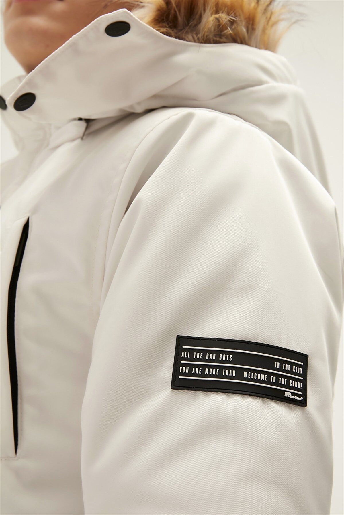 BAD BEARMontBad Bear  Erkek  Mont Kaban Rock Rabbit Erkek Mont 22.02.13.004BEYAZ