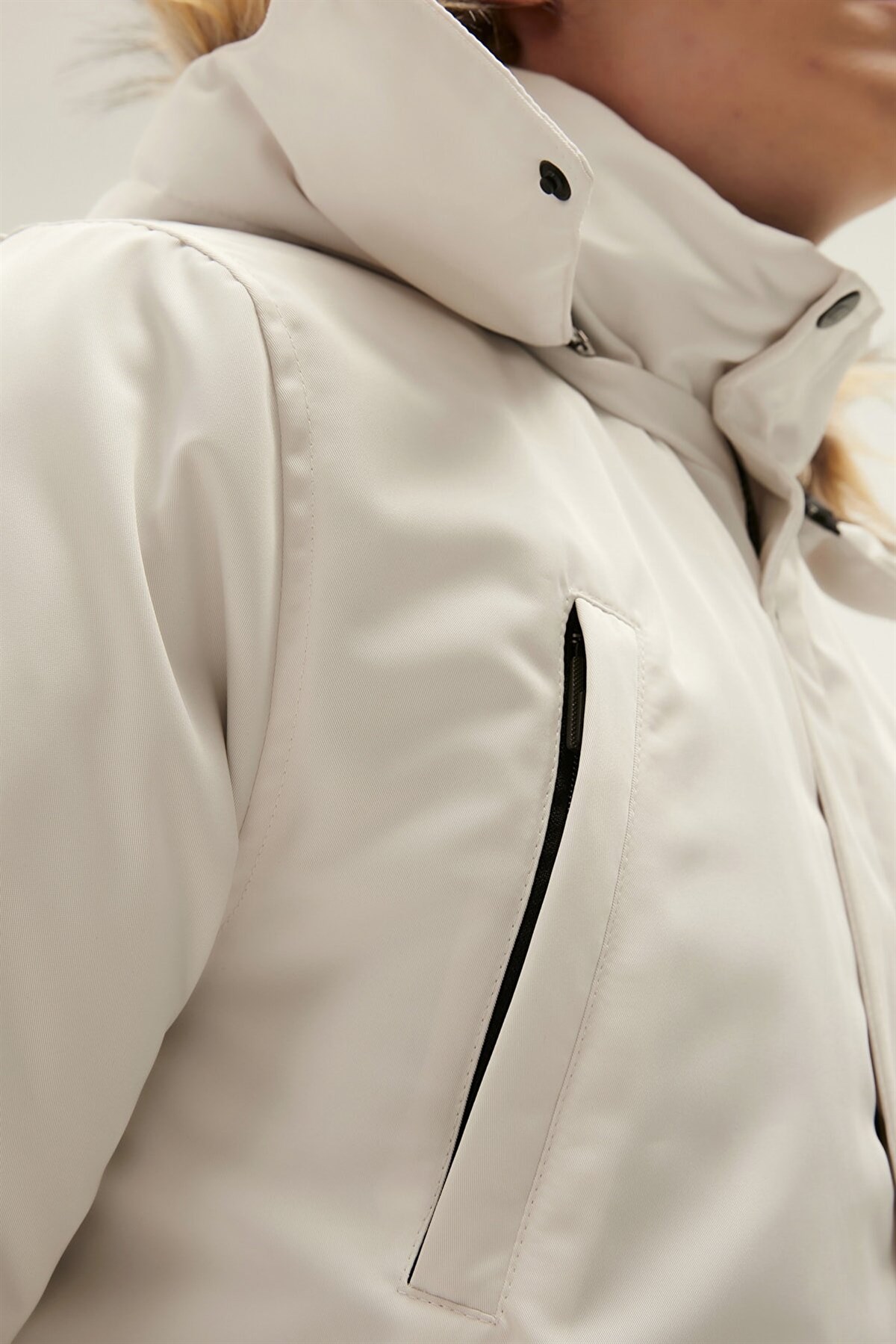 BAD BEARMontBad Bear  Erkek  Mont Kaban Rock Rabbit Erkek Mont 22.02.13.004BEYAZ