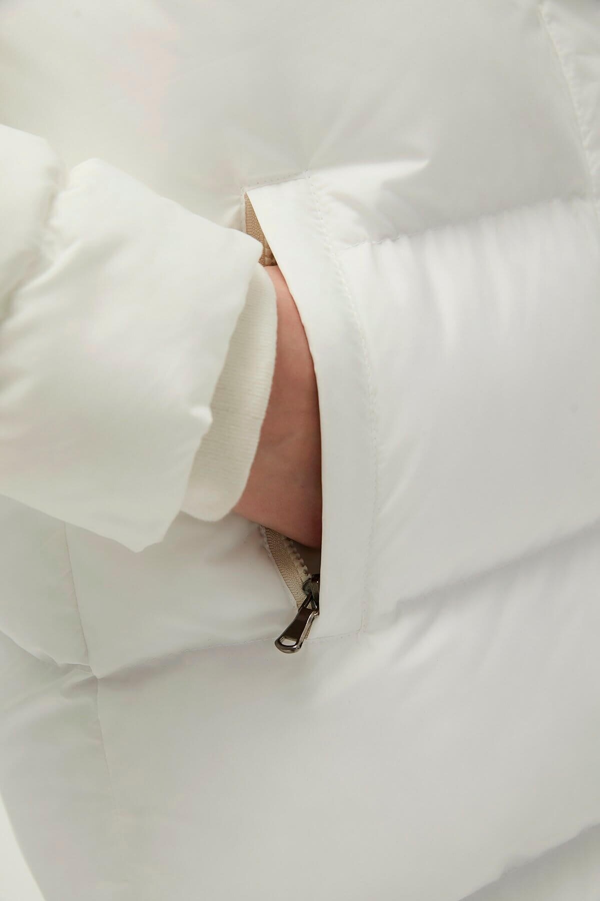 BAD BEARMontBad Bear Nikita Puffer Kadın Mont 21.04.15.001-C04OFF-WHITE