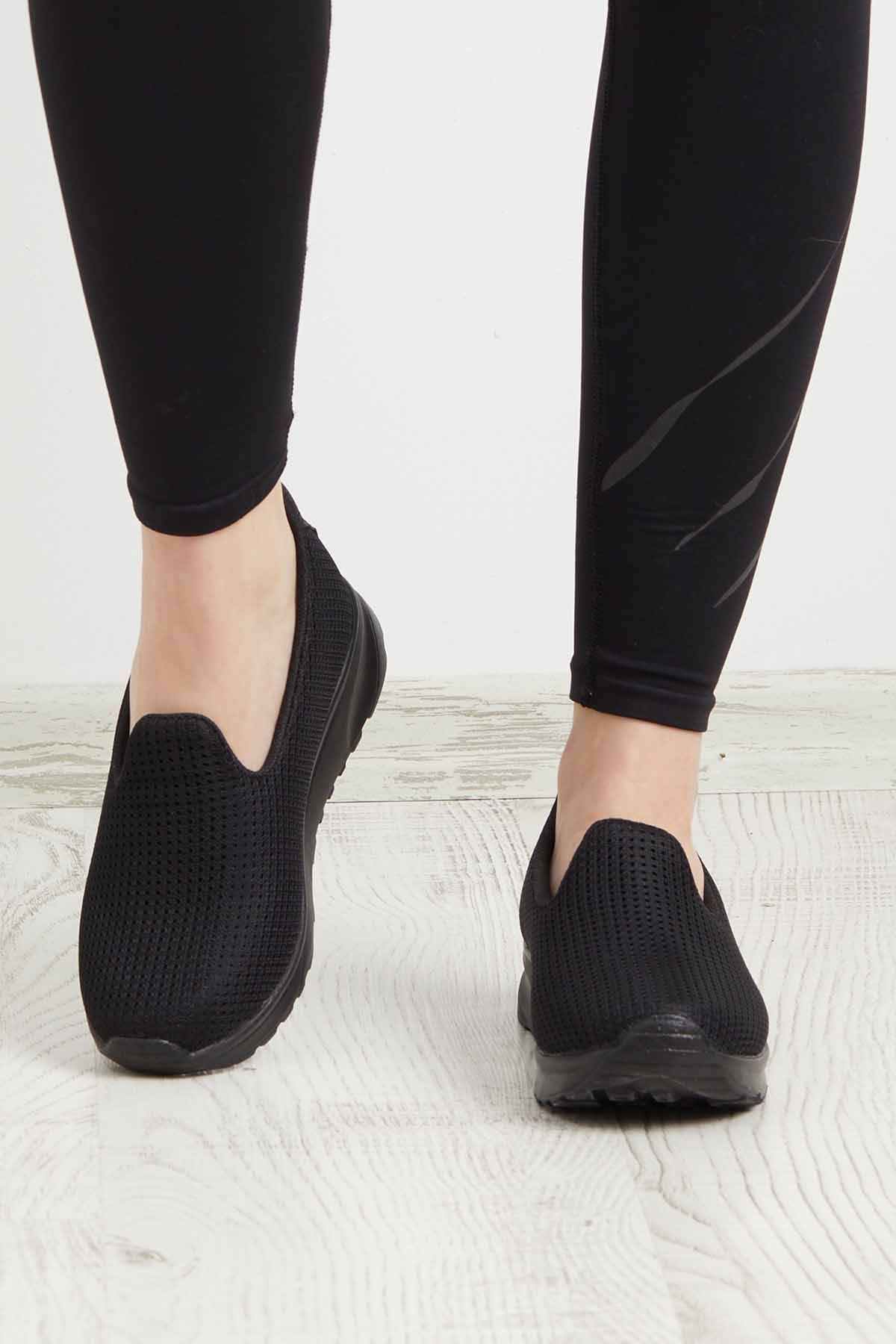 DUNLOPBabetDunlop Siyah Babet Kadın Babet Ayakkabı DNP-1719SIYAH