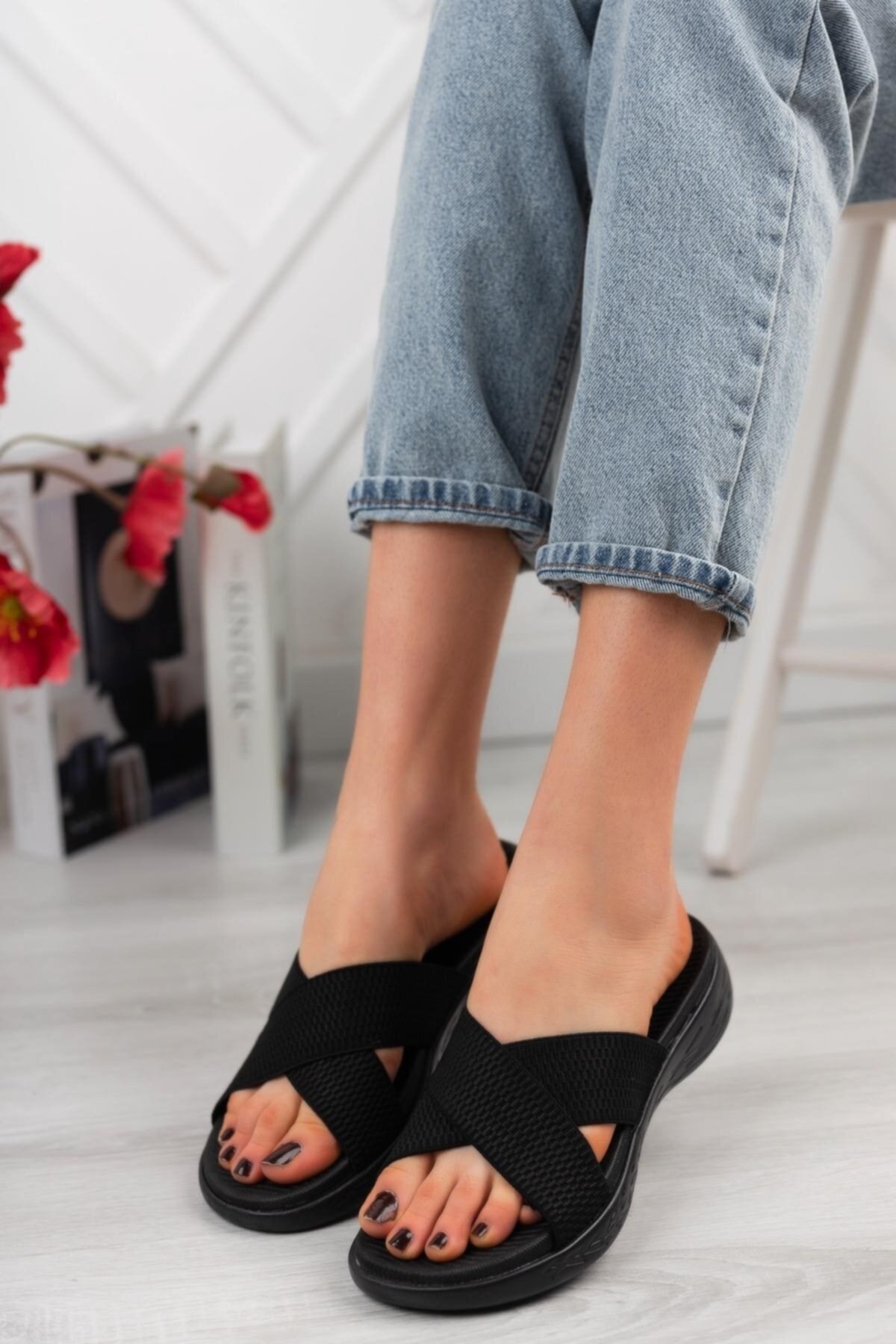 DUNLOPTerlikDunlop Memory Step Çapraz Kadın Terlik Deniz Havuz Kadın Terlik Ayakkabı DNP1160RSiyah