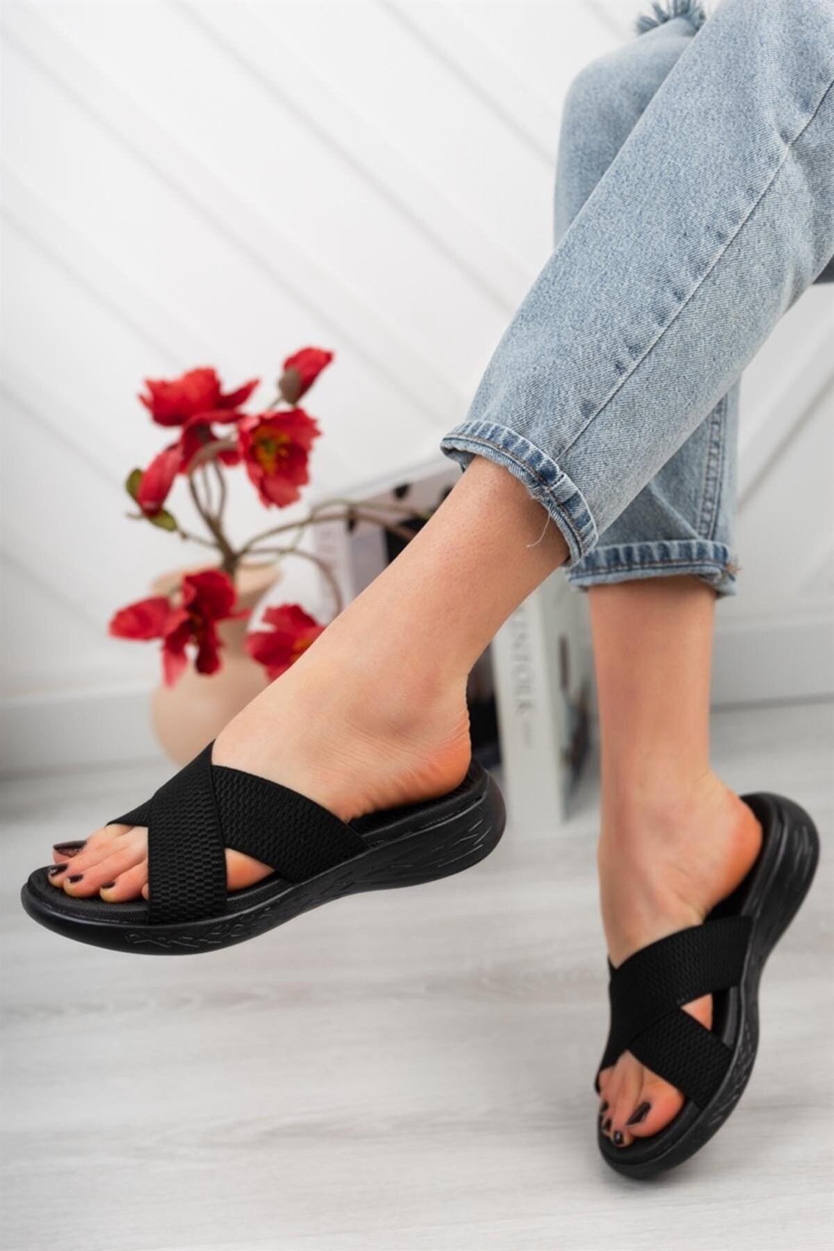 DUNLOPTerlikDunlop Memory Step Çapraz Kadın Terlik Deniz Havuz Kadın Terlik Ayakkabı DNP1160RSiyah