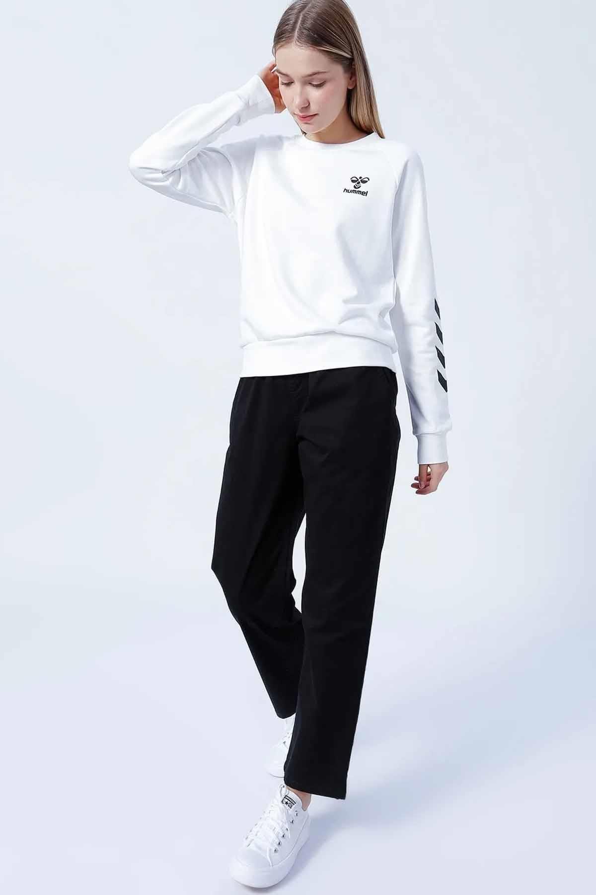 HUMMELSweatshirtHummel T-NONI 2.0 SWEATSHIRT Kadın Sweatshirt 921457-9003OFF WHITE