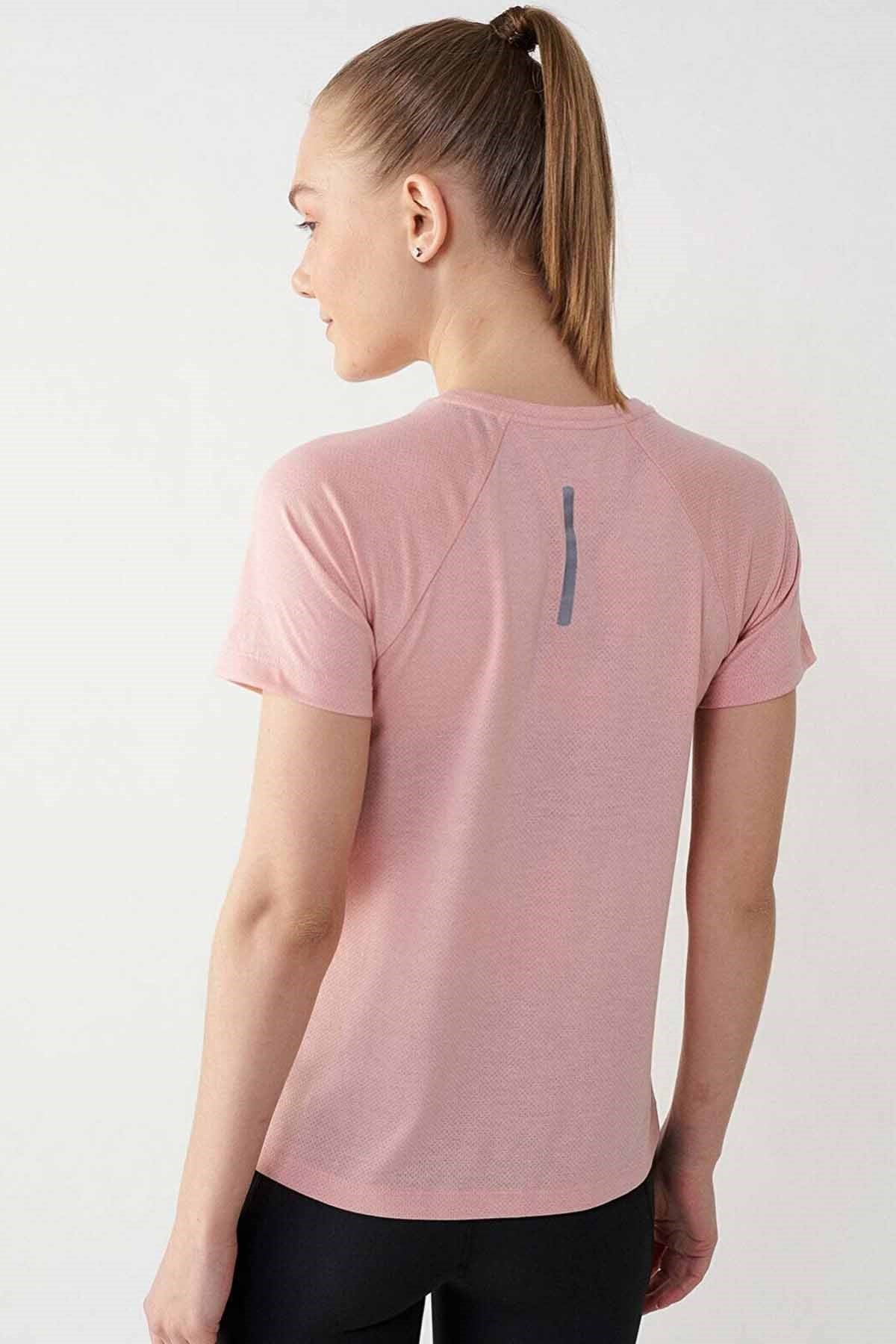 HUMMELTişörtHummel Grop T-Shirt Kadın Tişört 911314-2098PINK AMETH