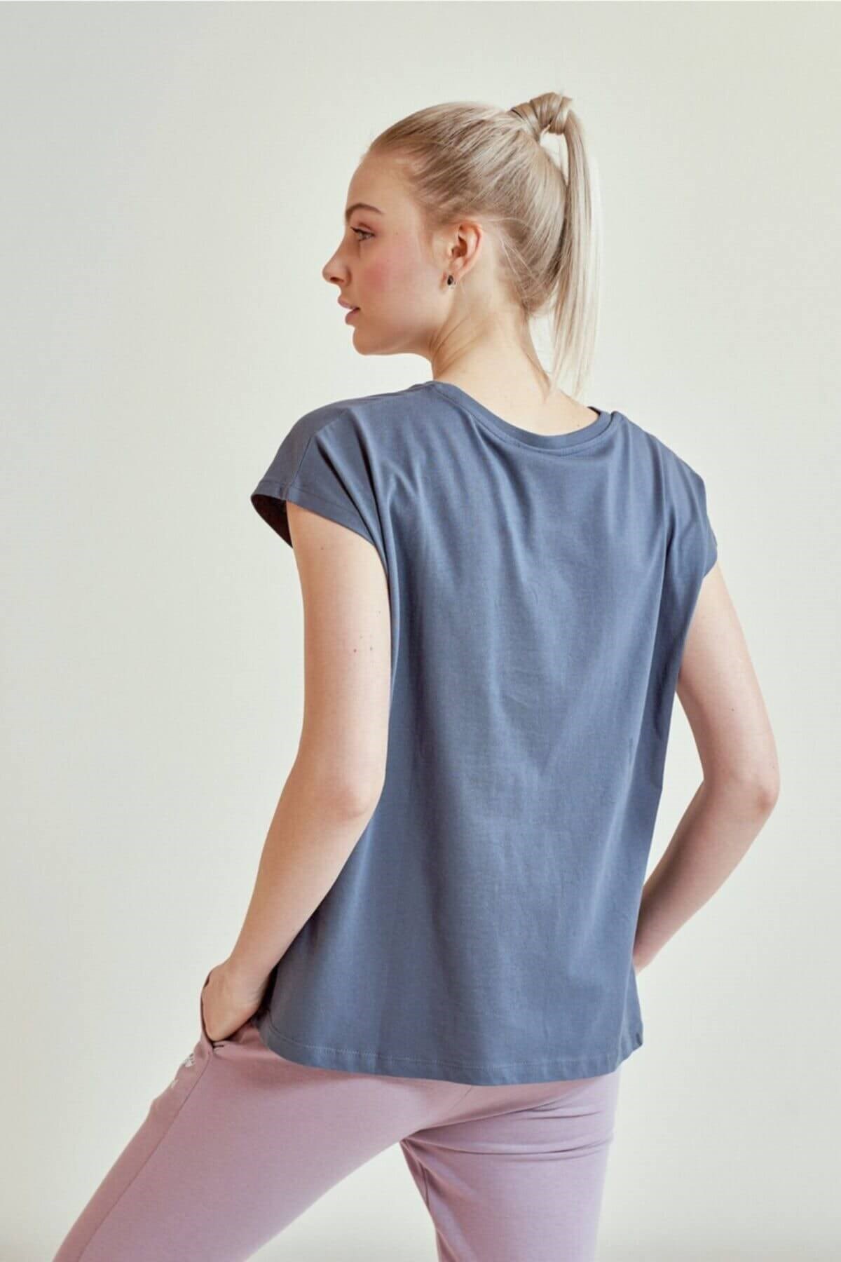 HUMMELTişörtHummel Hortencia T-Shirt Kadın Tişört 910982-8241OCEAN STOR