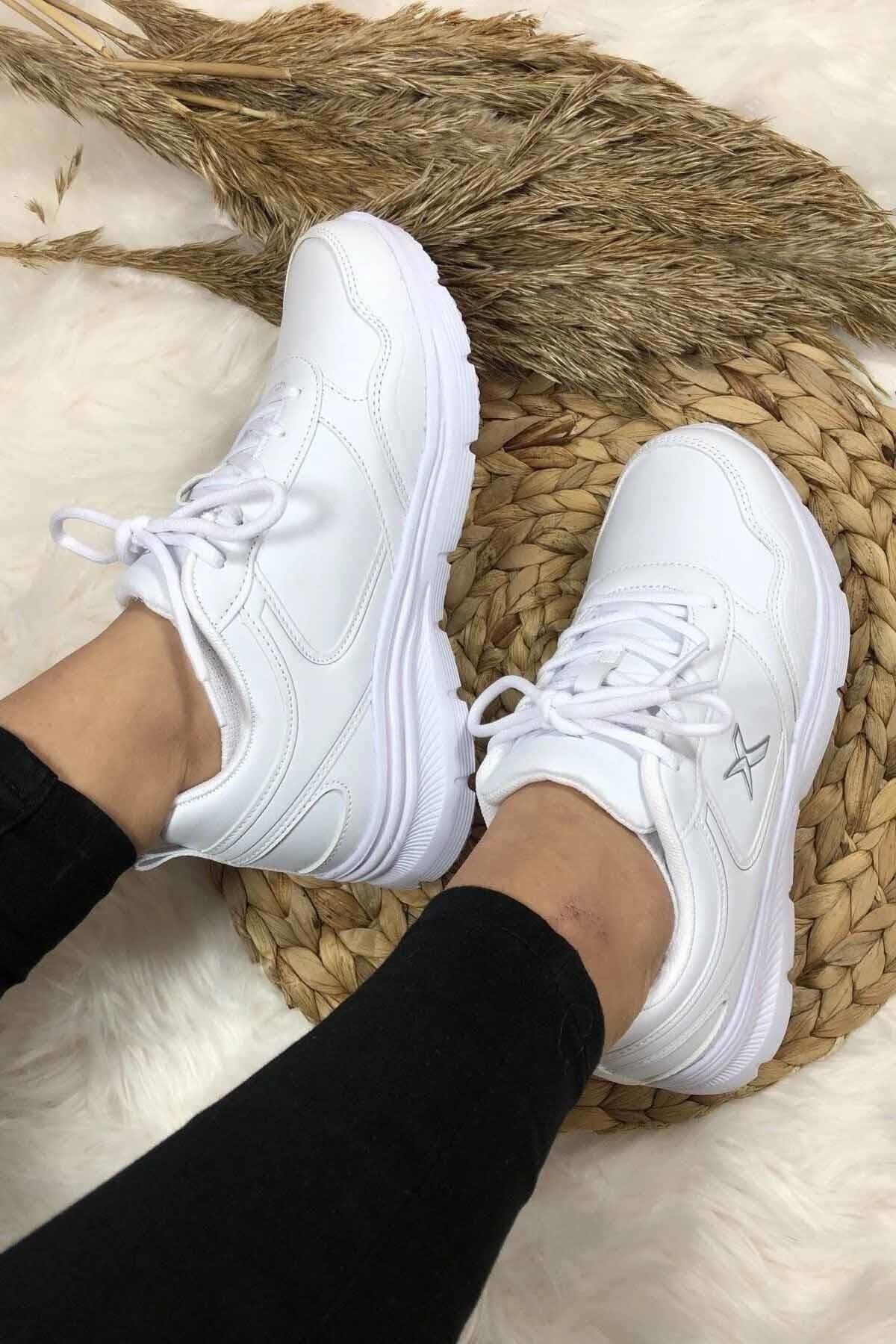 KinetixGünlük SporKinetix Suomy Pu 4 Pr Kadın Günlük Spor Ayakkabı 101744140BEYAZ