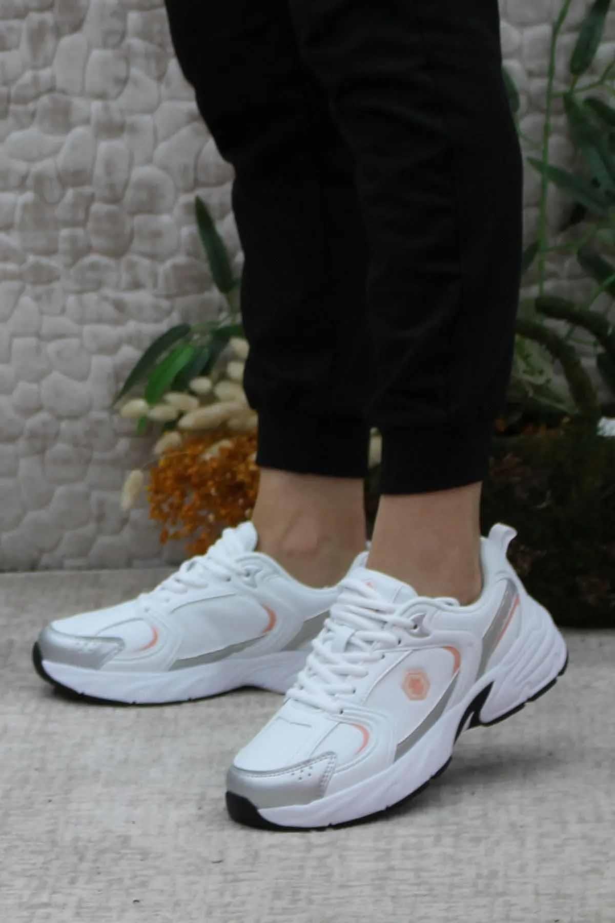 LUMBERJACKGünlük SporLumberjack Pol Pu Beyaz-Yavruağzı Kadın Günlük Spor Ayakkabı 101783642BEYAZ