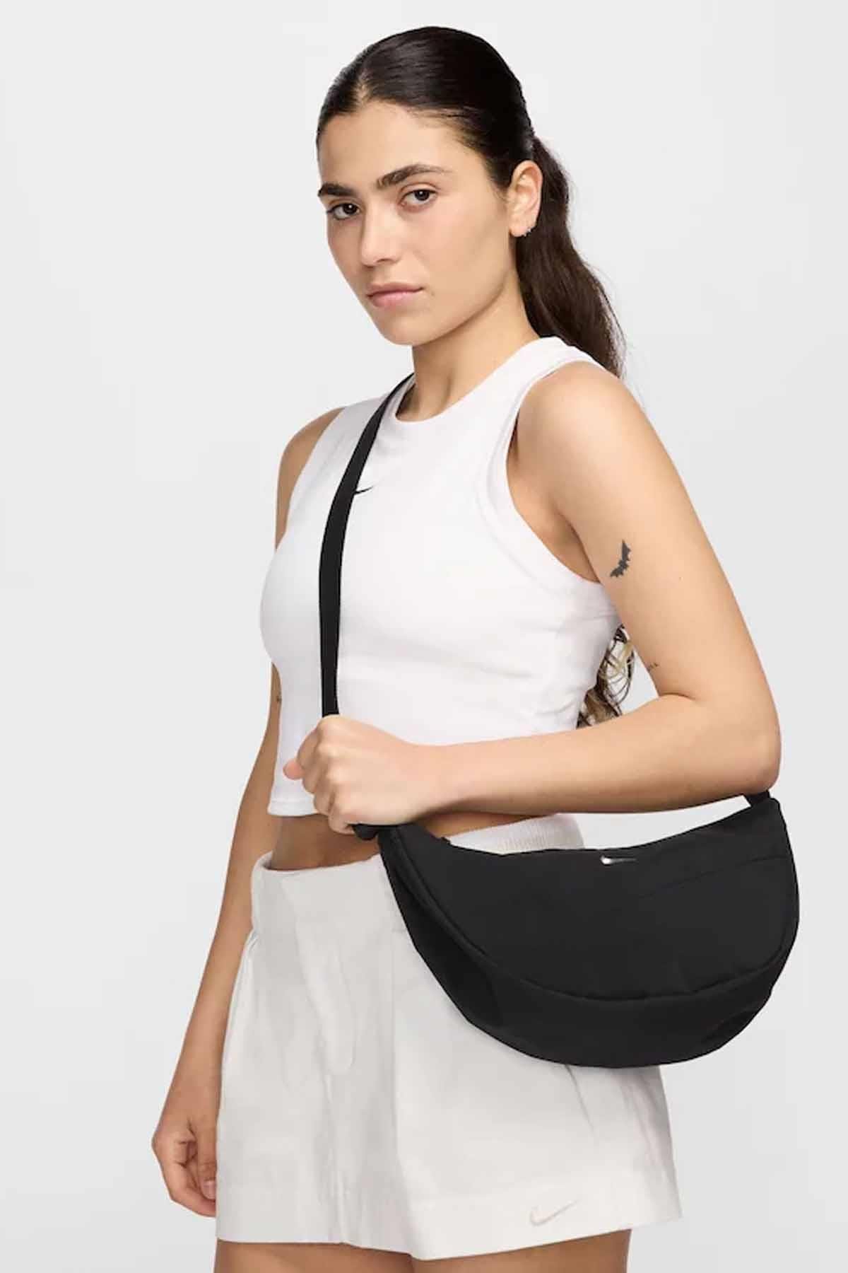 NIKEBel ÇantasıNike Çanta Bel Çantası En: 30,5 cm, Boy: 18 cm, Derinlik: 10 cm Unisex Bel Çantası HQ4370-013-Çok Renkli