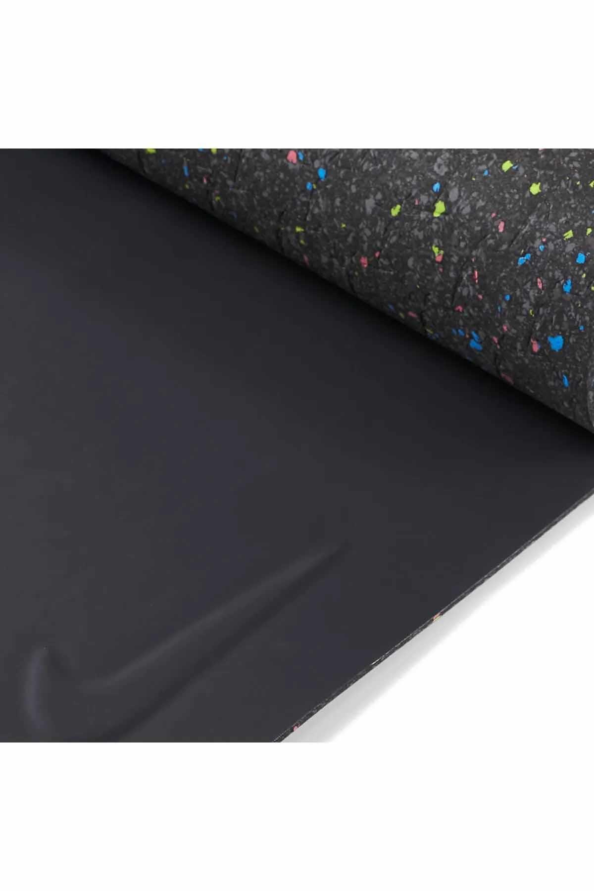 NIKEEgzersiz MinderiNike Mastery Yoga Mat 5mm Unisex Egzersiz Minderi N.100.1621.001.OS-SIYAH