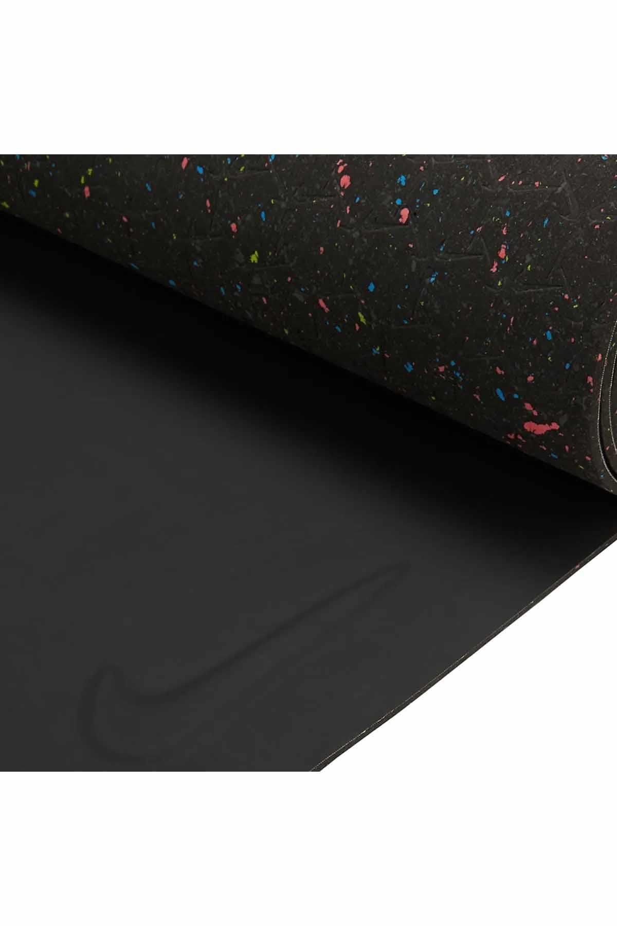 NIKEEgzersiz MinderiNike Mastery Yoga Mat 5mm Unisex Egzersiz Minderi N.100.2472.001.OS-SIYAH