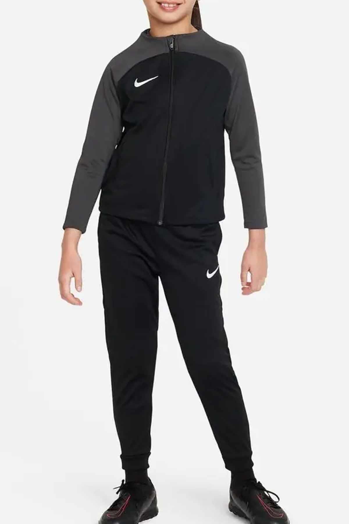NIKEEşofman TakımNike Çocuk Eşofman Takım Dri-fit Çocuk Eşofman Takım DJ3363-010-Siyah
