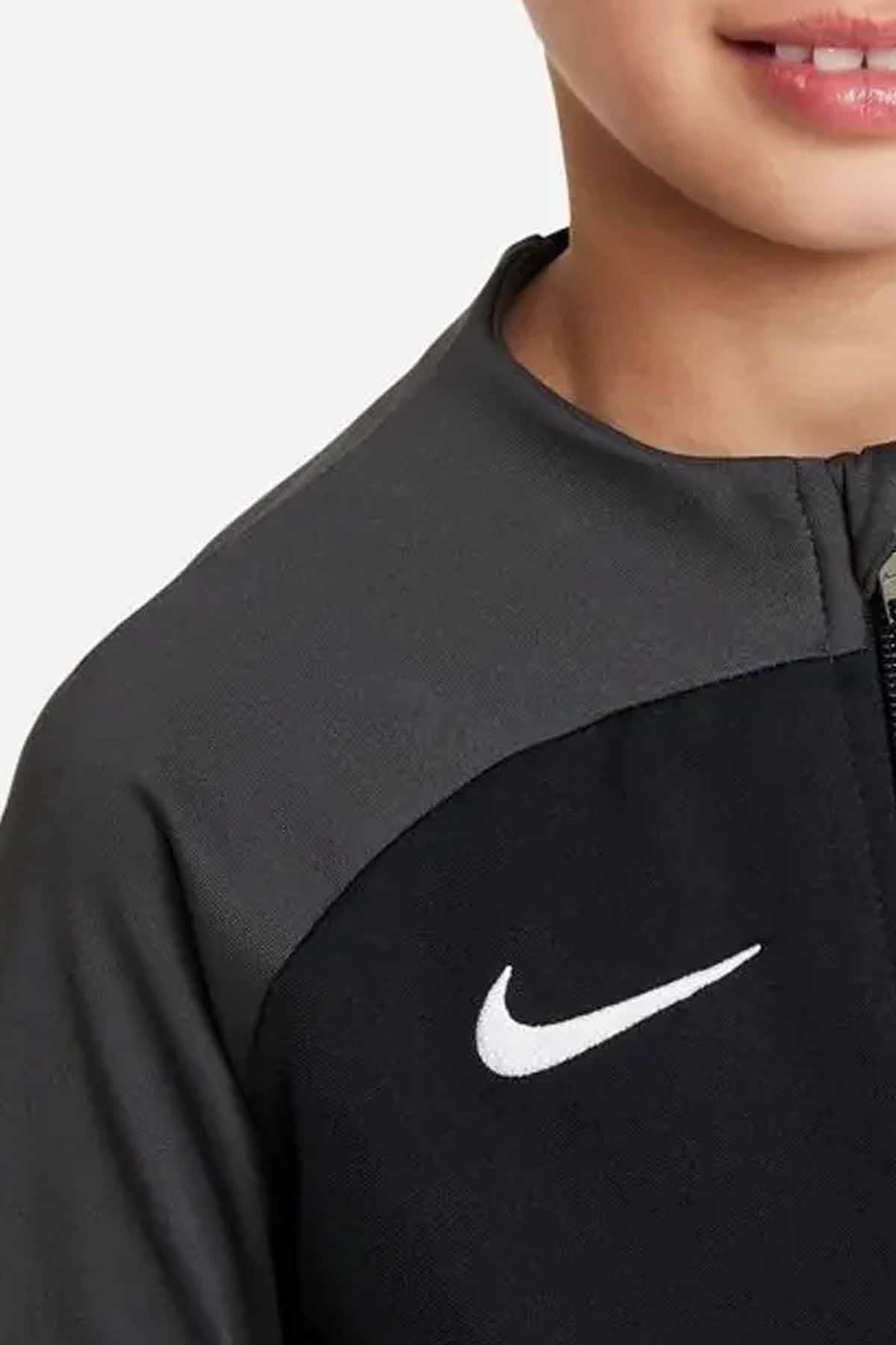NIKEEşofman TakımNike Çocuk Eşofman Takım Dri-fit Çocuk Eşofman Takım DJ3363-010-Siyah