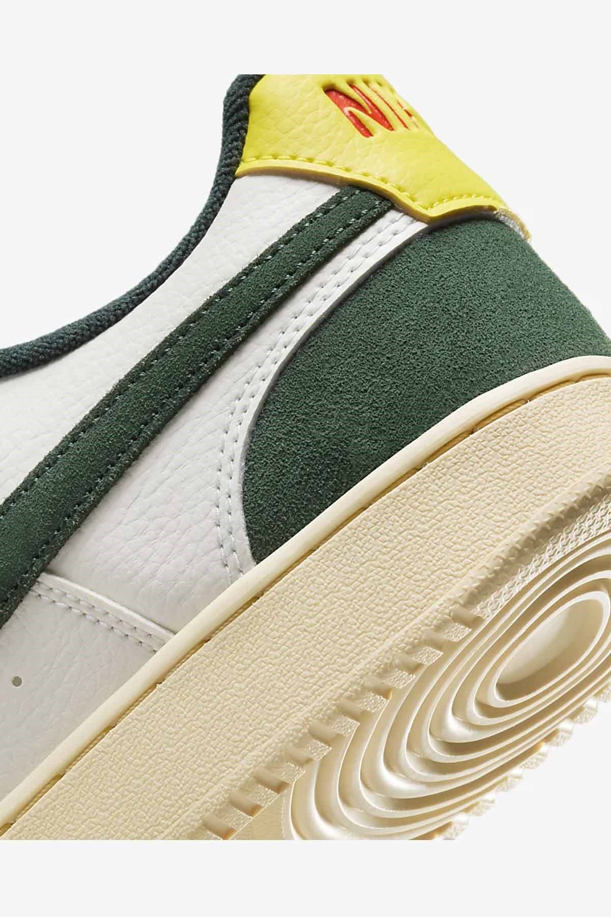 NIKEGünlük SporNike COURT VISION LO Erkek Günlük Spor Ayakkabı FD0320-133-BEYAZ