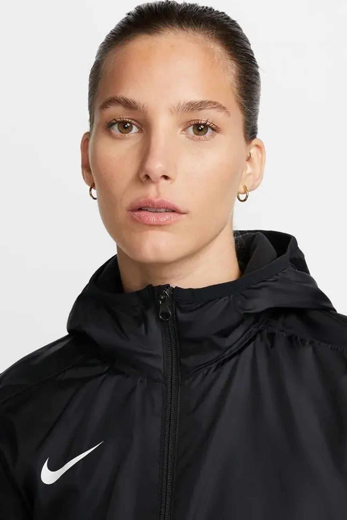 NIKEMontNike Tremo Kadın Mont Kadın Mont DC8039-010-SIYAH